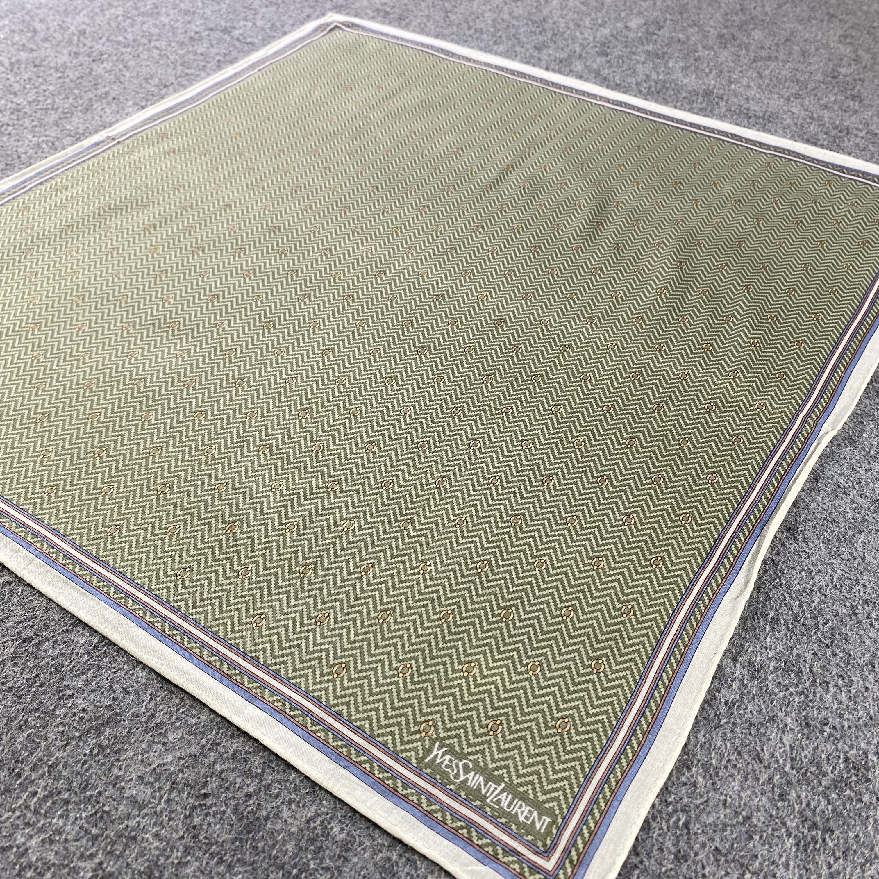 Vintage × Yves Saint Laurent Yves Saint Laurent Handkerchief/Neckerchief/Bandana HC580 Size ONE SIZE - 2 Thumbnail
