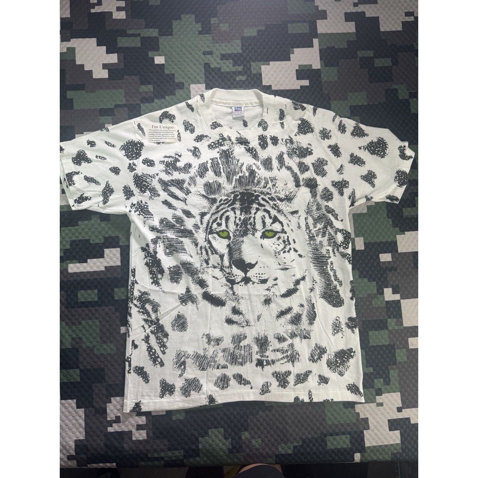 Other Vintage Unisport USA Big Cat Leopard Graphic XL 90s Wildlife Size US XL / EU 56 / 4 - 1 Thumbnail