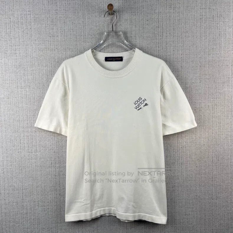 Louis Vuitton Louis Vuitton Chest Pin Logo Print Crew Neck Short Sleeve Size US L / EU 52-54 / 3 - 1 Thumbnail