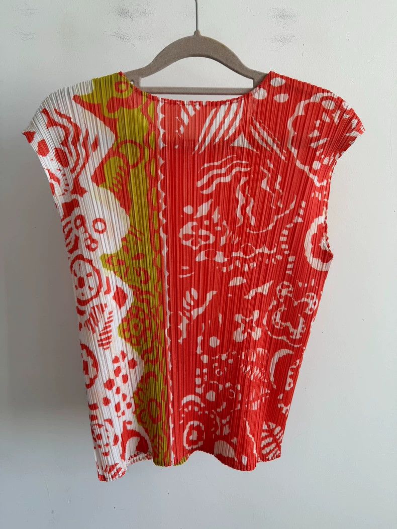 Issey Miyake issey miyake size:3 Window flower vest 2506-Nextarrow Size XXS / US 00 / IT 34 - 2 Thumbnail