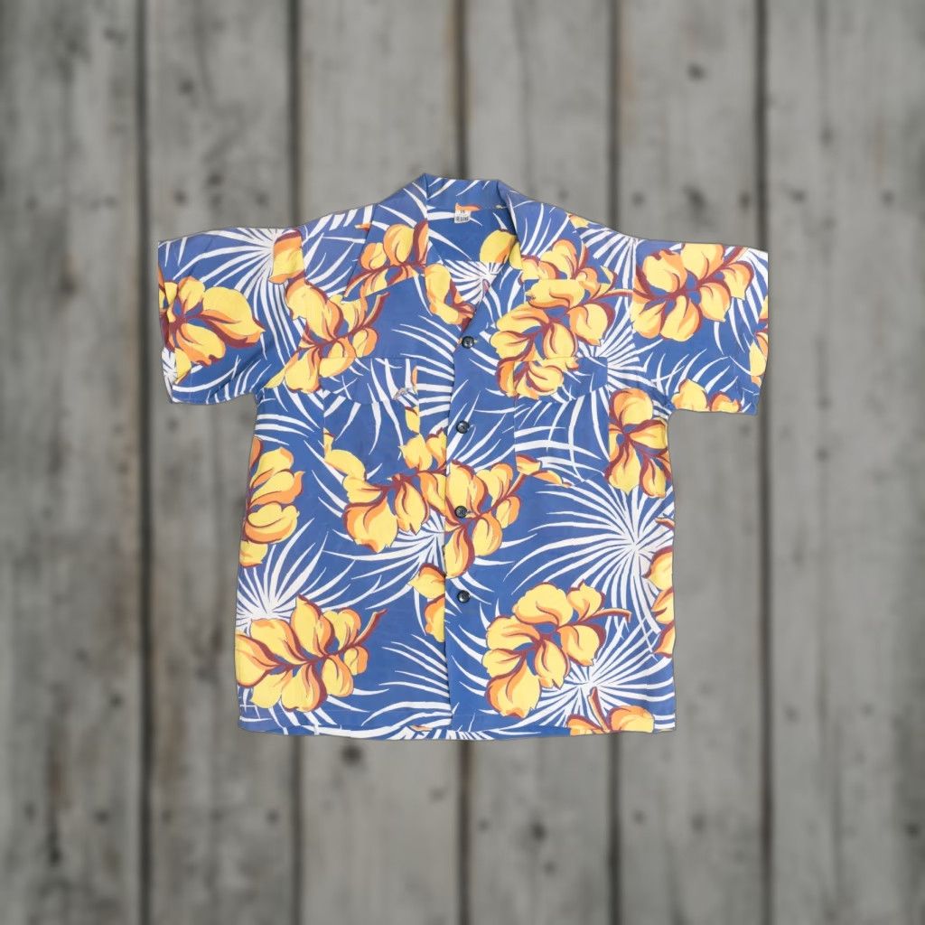 Vintage Rare Vintage Hawaiian Shirt With Double Pocket Loop Collar 1950s Blue Medium Mens Size US M / EU 48-50 / 2 - 1 Thumbnail