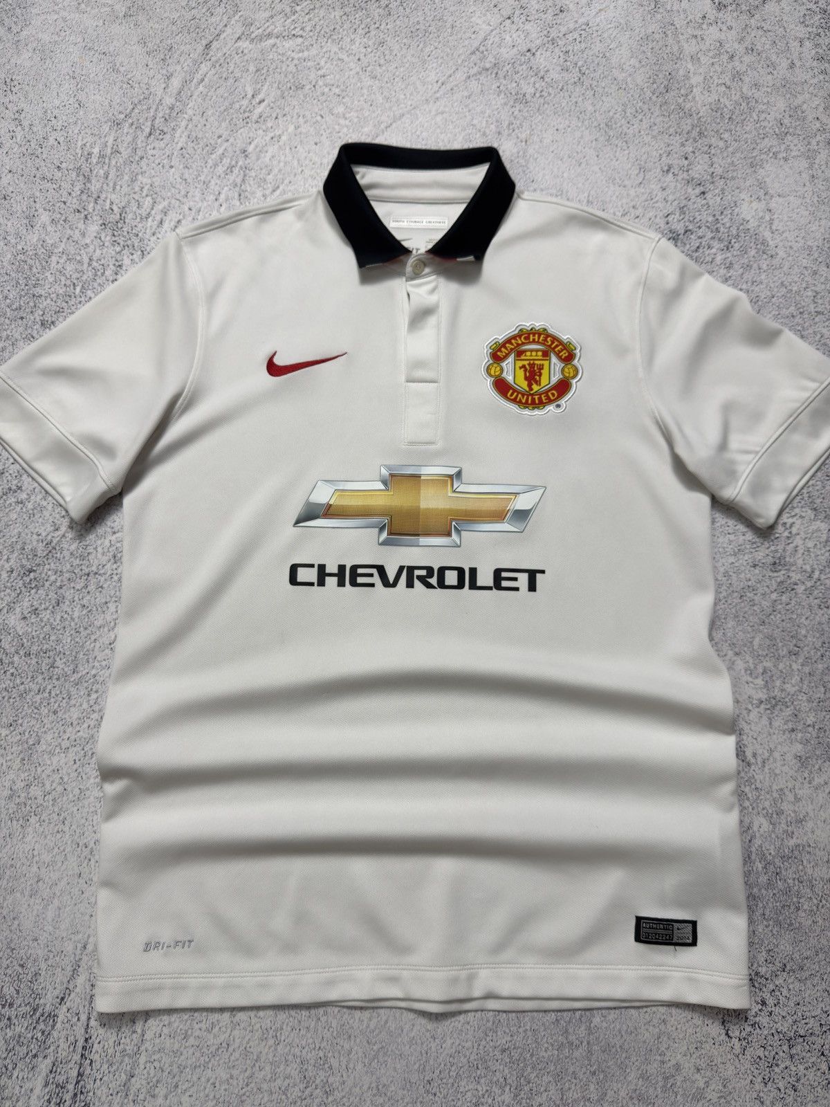 Nike NIKE MANCHESTER UNITED 2014/2015 AWAY FOOTBALL SHIRT JERSEY Size US M / EU 48-50 / 2 - 3 Thumbnail