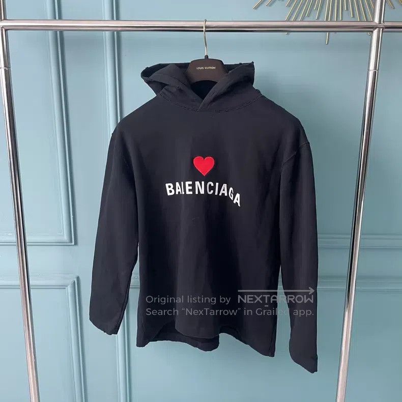 Balenciaga Balenciaga Qixi limited hoodie Size US S / EU 44-46 / 1 - 1 Thumbnail