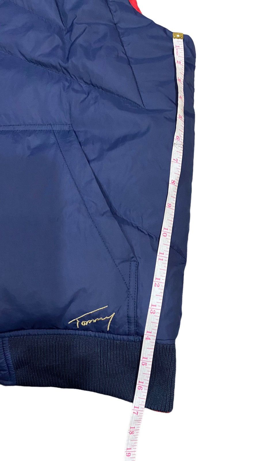 Designer × Tommy Hilfiger Rare Tommy Hilfiger Down Jacket Riversable Sleeveless Size US L / EU 52-54 / 3 - 9 Thumbnail