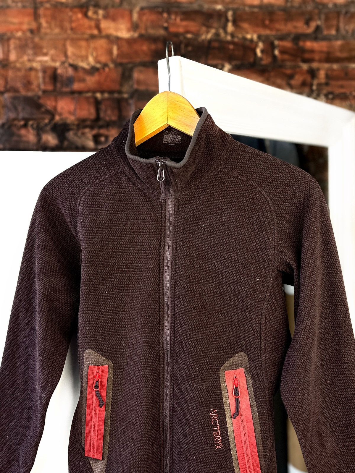 Arc'teryx Women’s Arcteryx Fleece Light Jacket Full Zip Brown Size: XS Size XS / US 0-2 / IT 36-38 - 2 Thumbnail