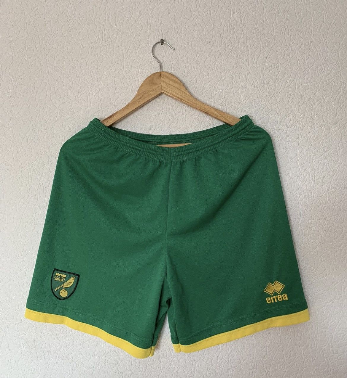Errea Errea Norvich Green Shorts Size US 30 / EU 46 - 1 Thumbnail