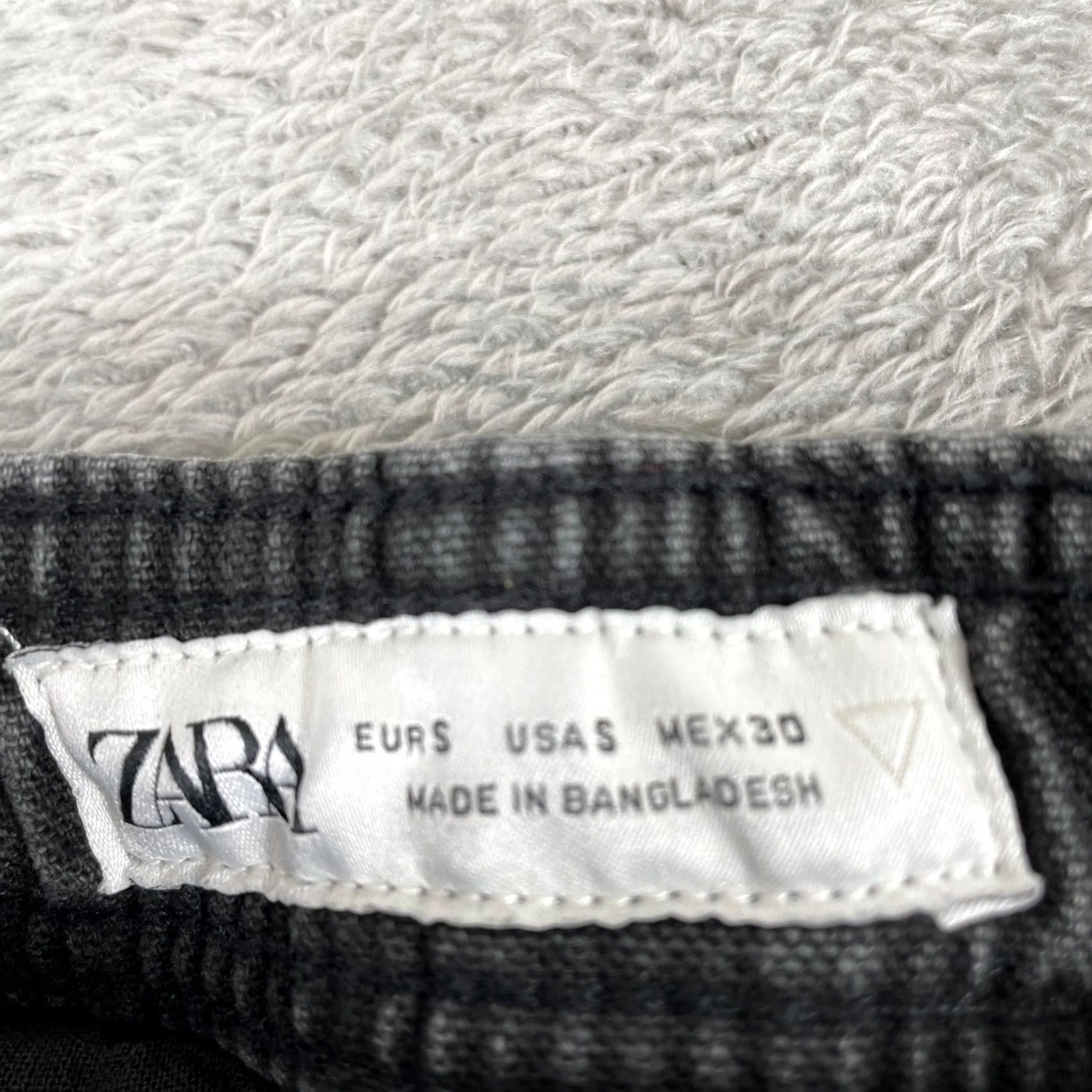 Zara Zara Cargo Pants Womens Small Black 28 Inseam 25.5 Straight Pockets Twill Cotton Baggy Streetwear Gorpcore Size 28" / US 6 / IT 42 - 4 Thumbnail