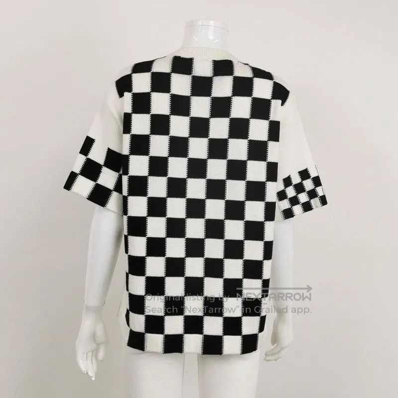 Louis Vuitton Louis Vuitton Checkered Knit Sweater in Size M. Size US M / EU 48-50 / 2 - 2 Thumbnail