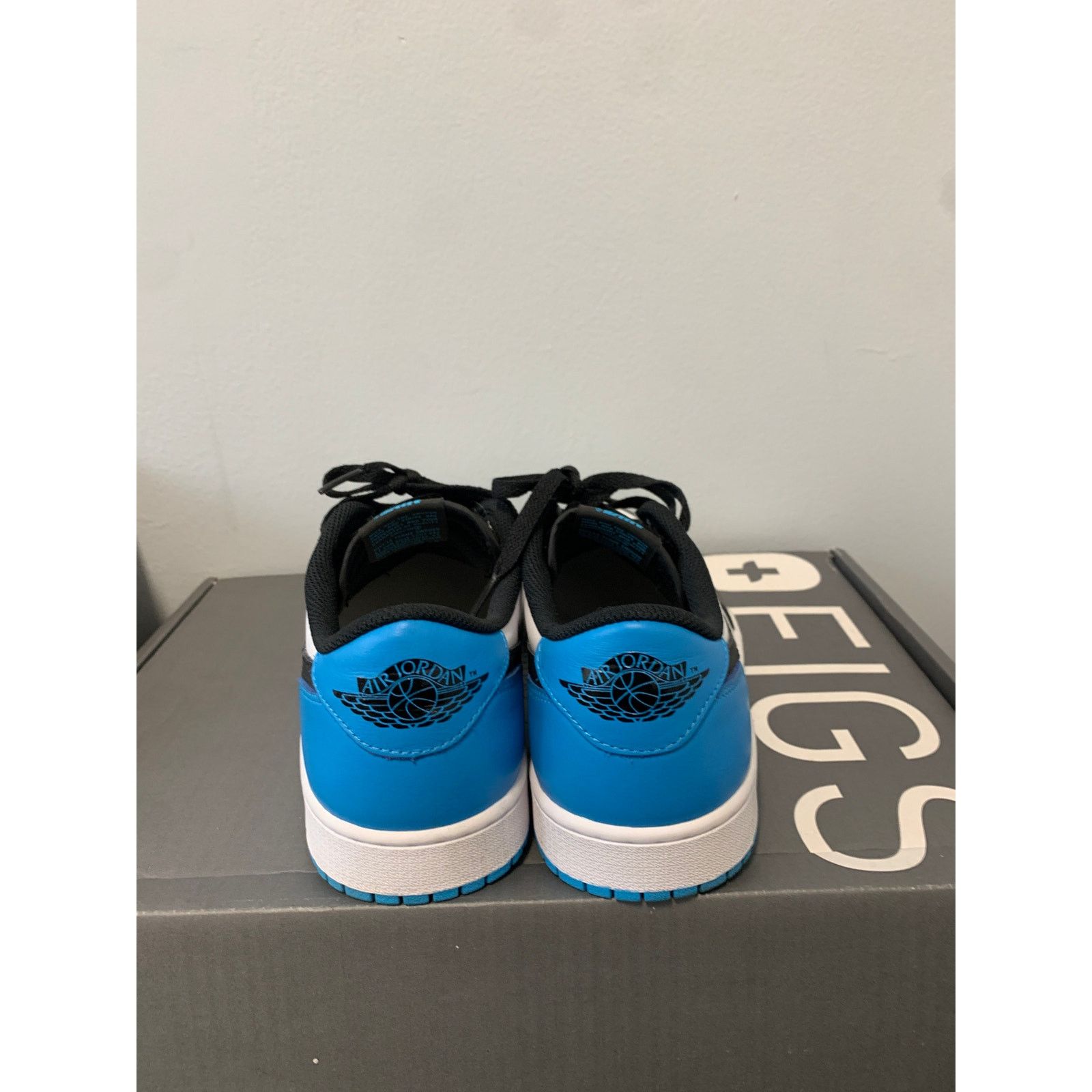 Nike Nike Air Jordan 1 Retro Low OG Black Blue Size 10.5 Used Size US 10.5 / EU 43-44 - 5 Thumbnail