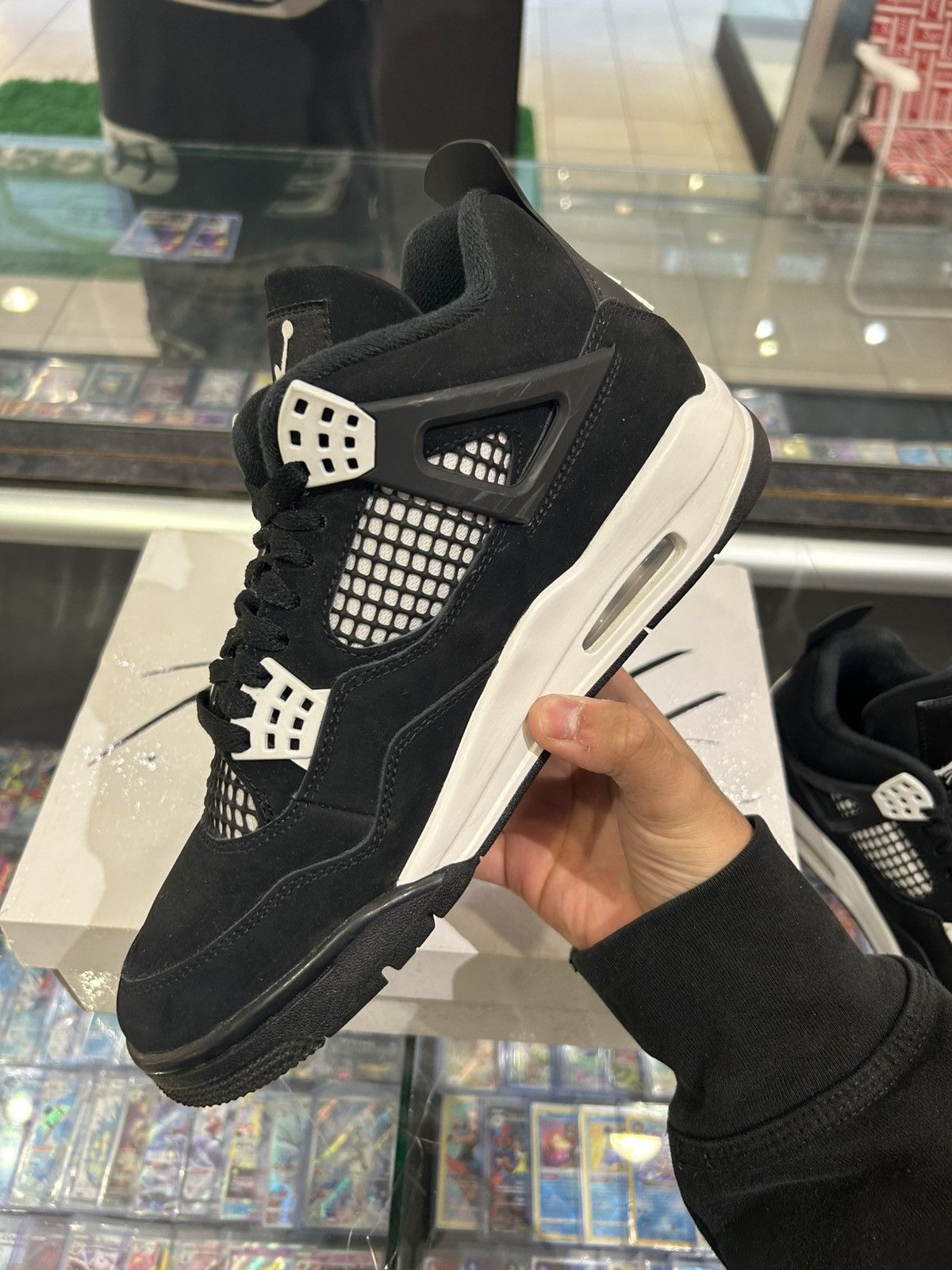 Jordan Brand Jordan 4 retro white thunder Size US 8 / EU 41 - 8 Thumbnail
