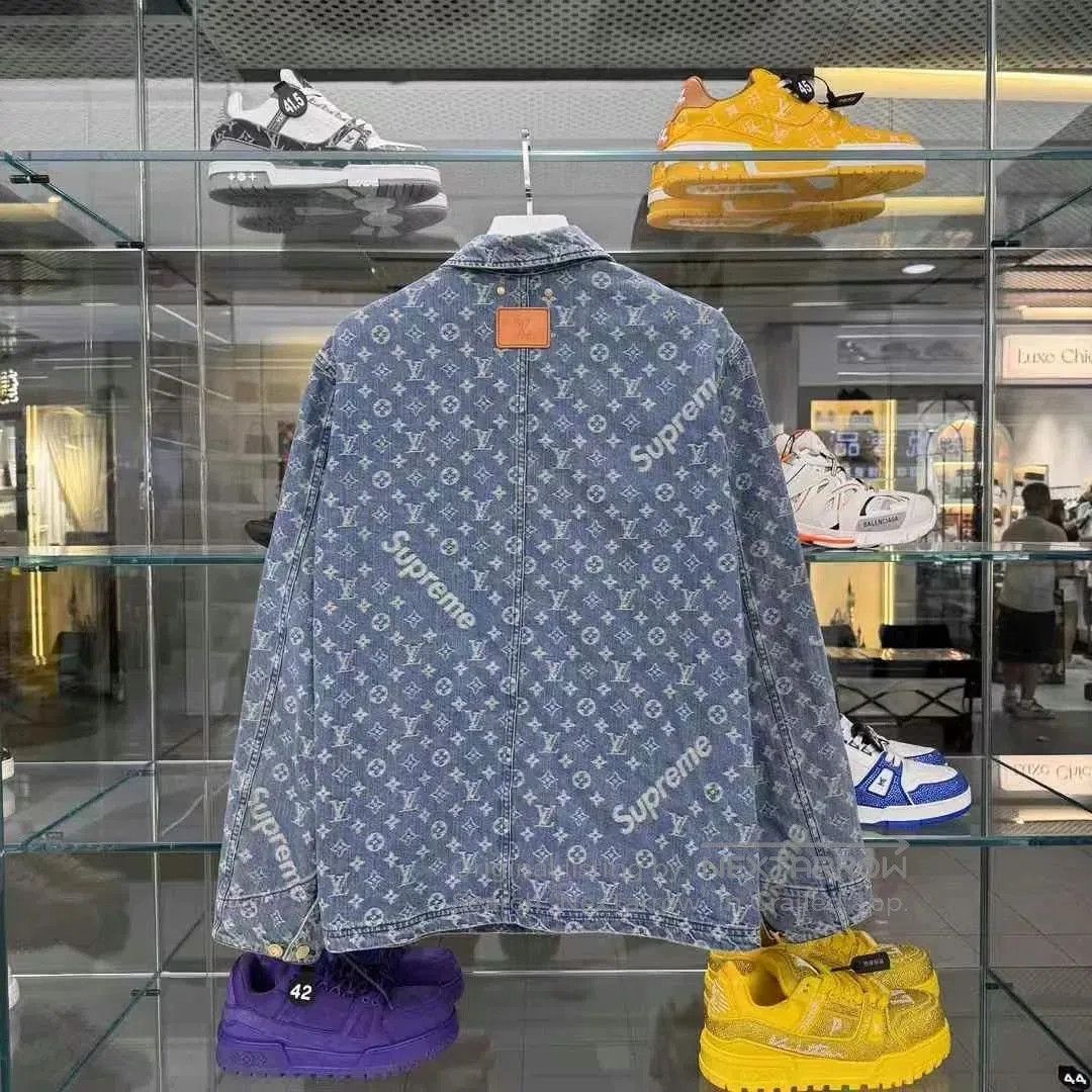 Louis Vuitton Louis Vuitton x Supreme Logo Denim Jacket. Size US M / EU 48-50 / 2 - 2 Thumbnail