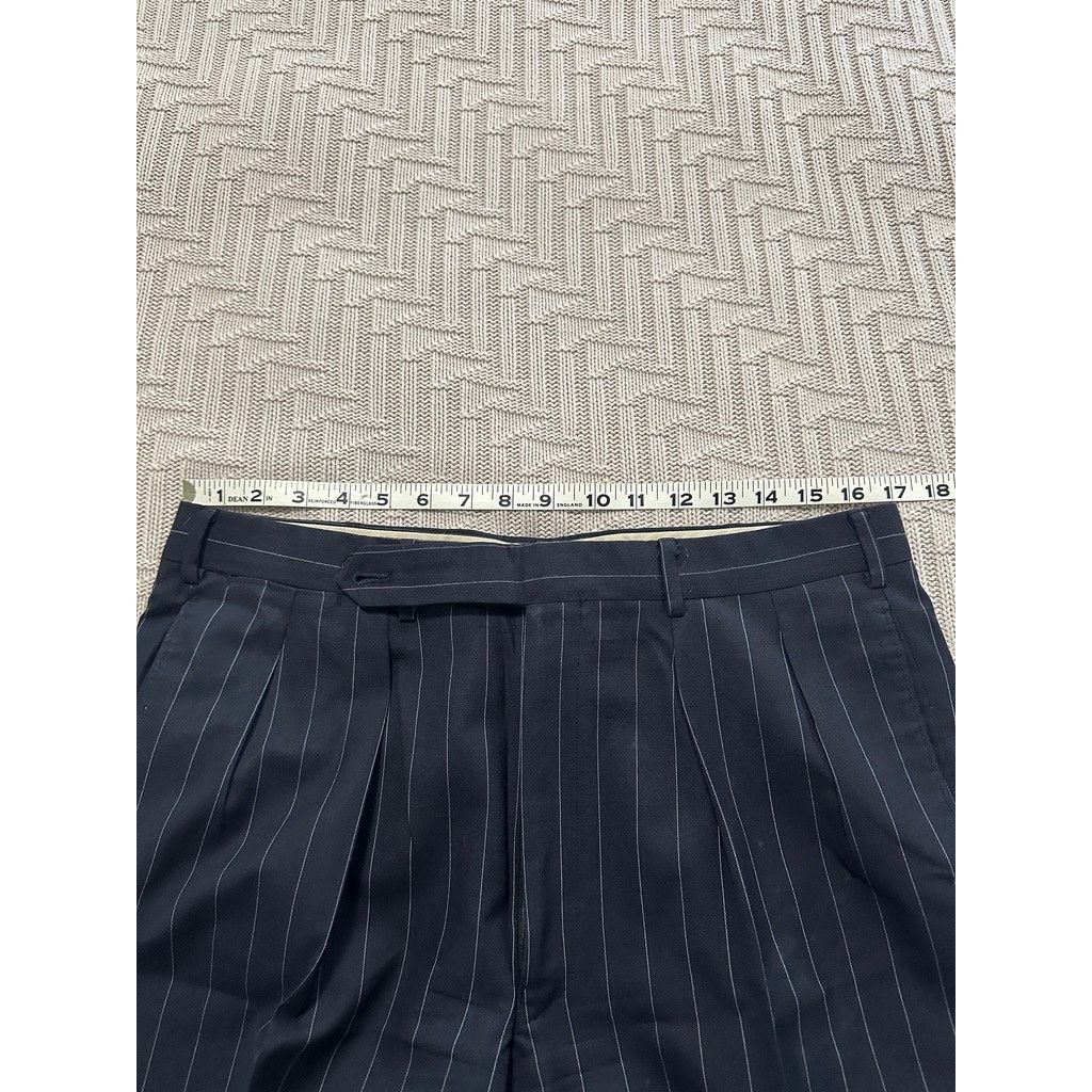 Paul Stuart Paul Stuart navy pinstripe two button wool suit size 41L Size 40L - 12 Thumbnail