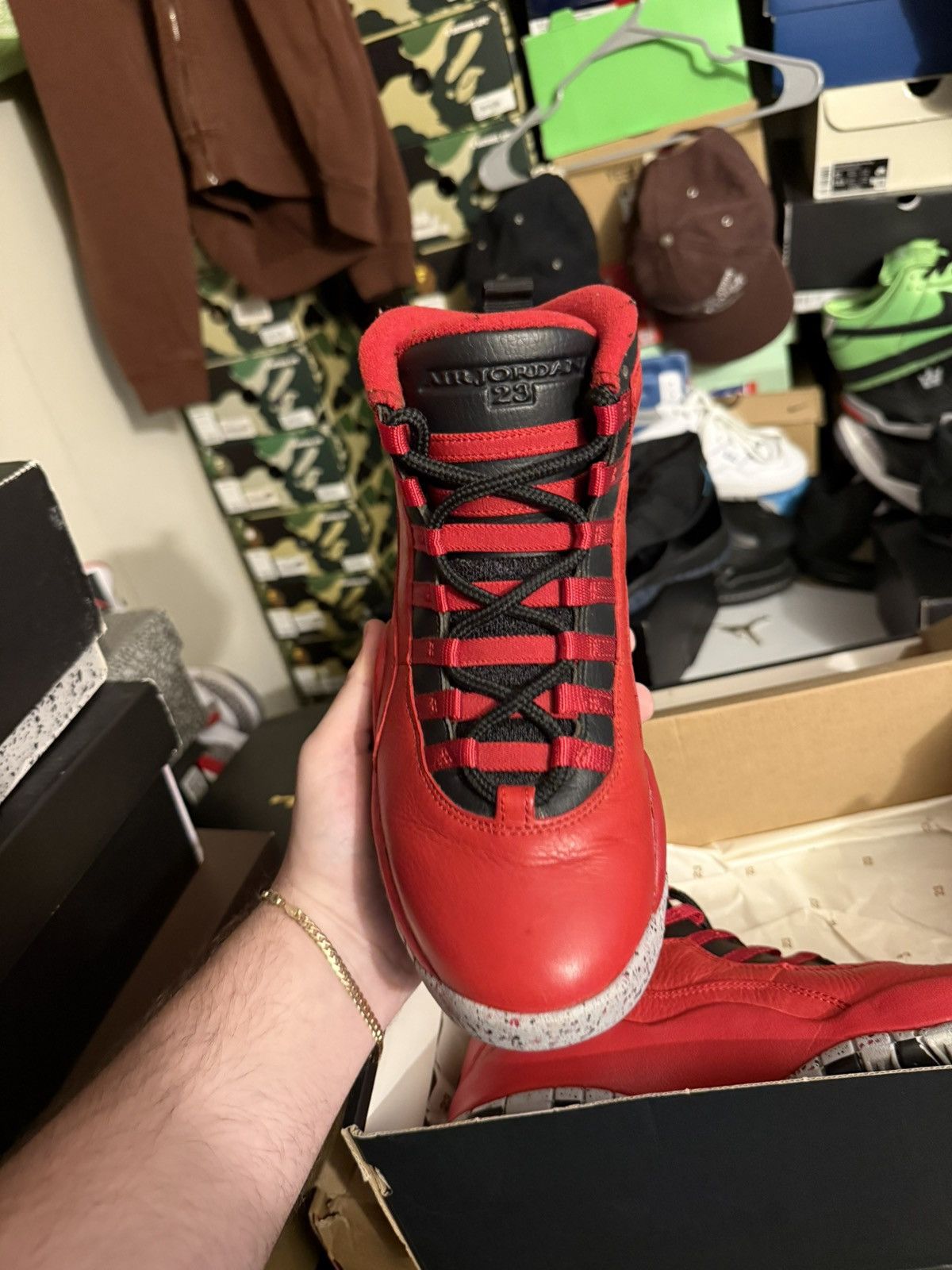 Jordan Brand Jordan retro 10 bulls over broadway sz 8.5 Size US 8.5 / EU 41-42 - 2 Thumbnail