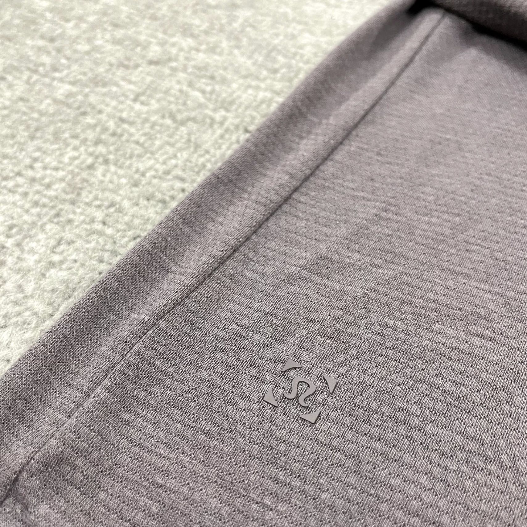 Lululemon Lululemon Conflux Pullover Hoodie Mens Medium Graphite Purple Office Travel Gym Size US M / EU 48-50 / 2 - 3 Thumbnail