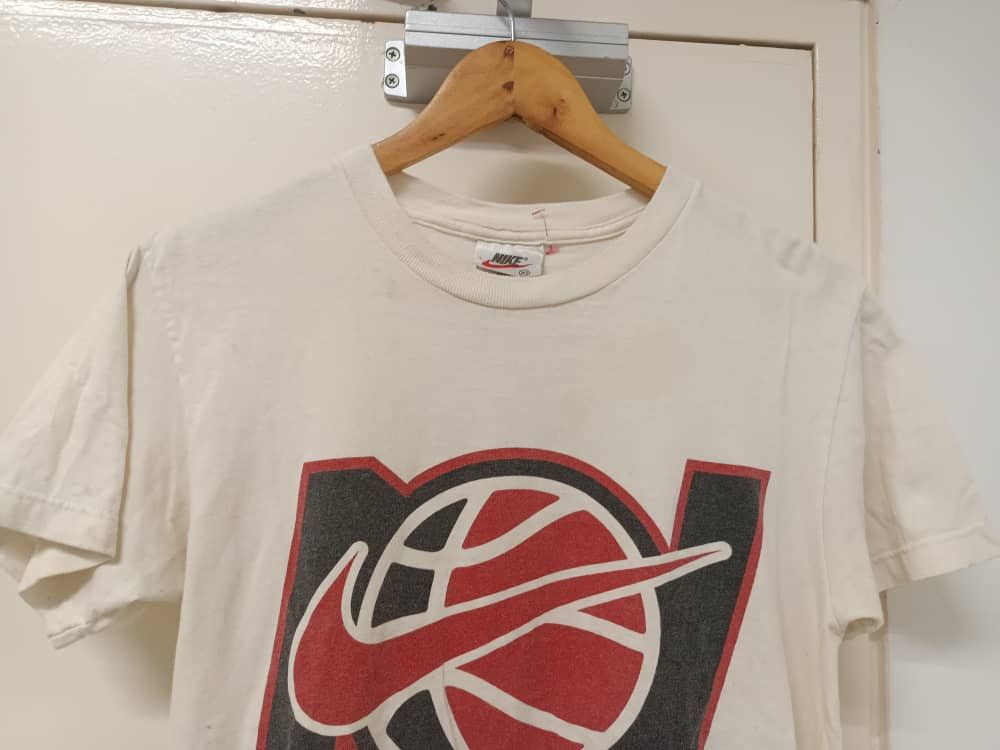 Nike vintage Nike Peninsula Youth Basketball Camp t-shirt Size US XS / EU 42 / 0 - 3 Thumbnail