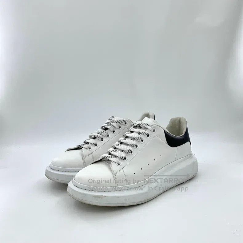 Alexander McQueen Alexander Mcqueen White leather lace-laced casual flat sne Size US 11 / EU 44 - 1 Thumbnail