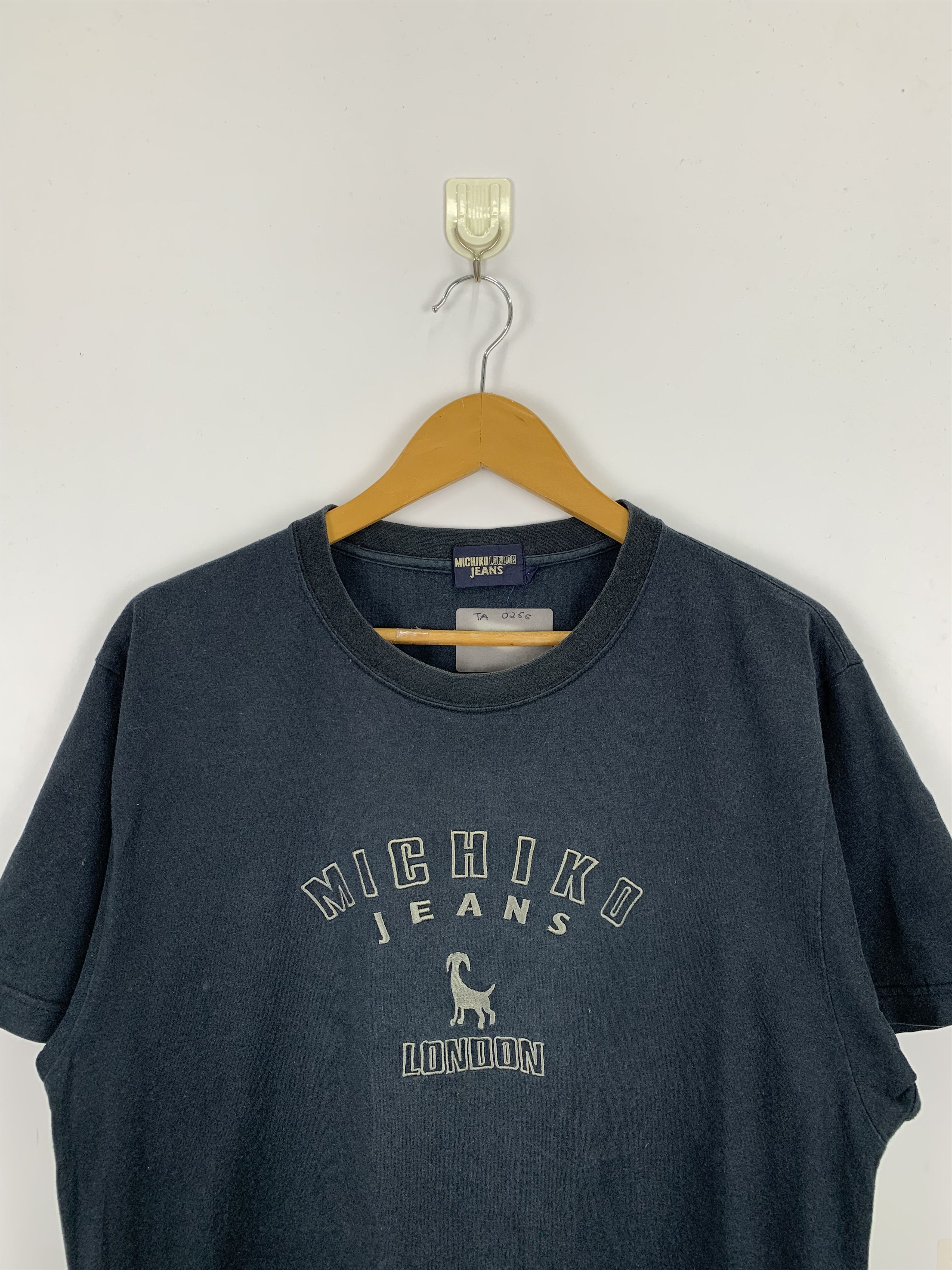 Michiko Koshino London Vintage Michiko London Jeans T Shirt TA0266 Size US L / EU 52-54 / 3 - 2 Thumbnail