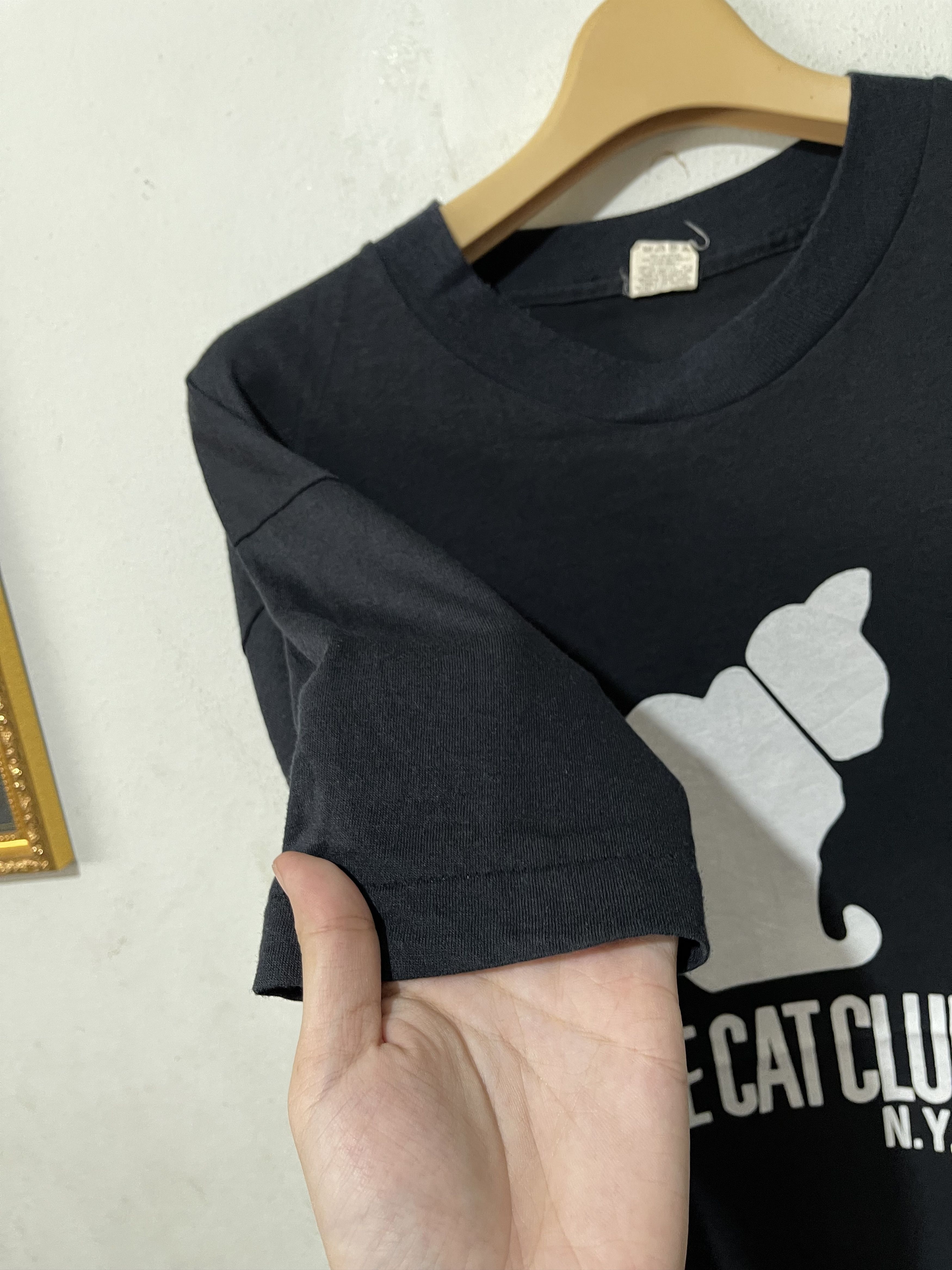 Vintage Vintage 80s The Cat Club NYC Shirt Size US L / EU 52-54 / 3 - 4 Thumbnail