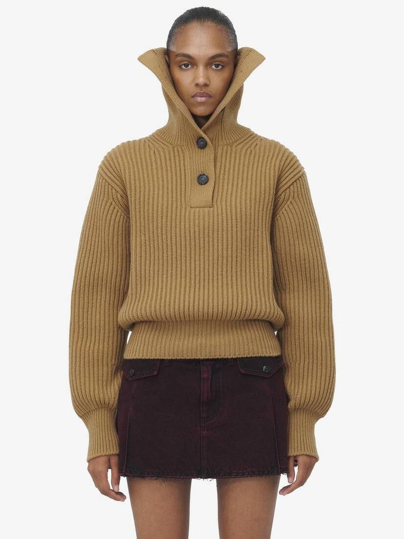 Alexander McQueen o1srvl11e0226 Funnel Neck Buttoned Neck Jumper In Camel Size M / US 6-8 / IT 42-44 - 2 Thumbnail