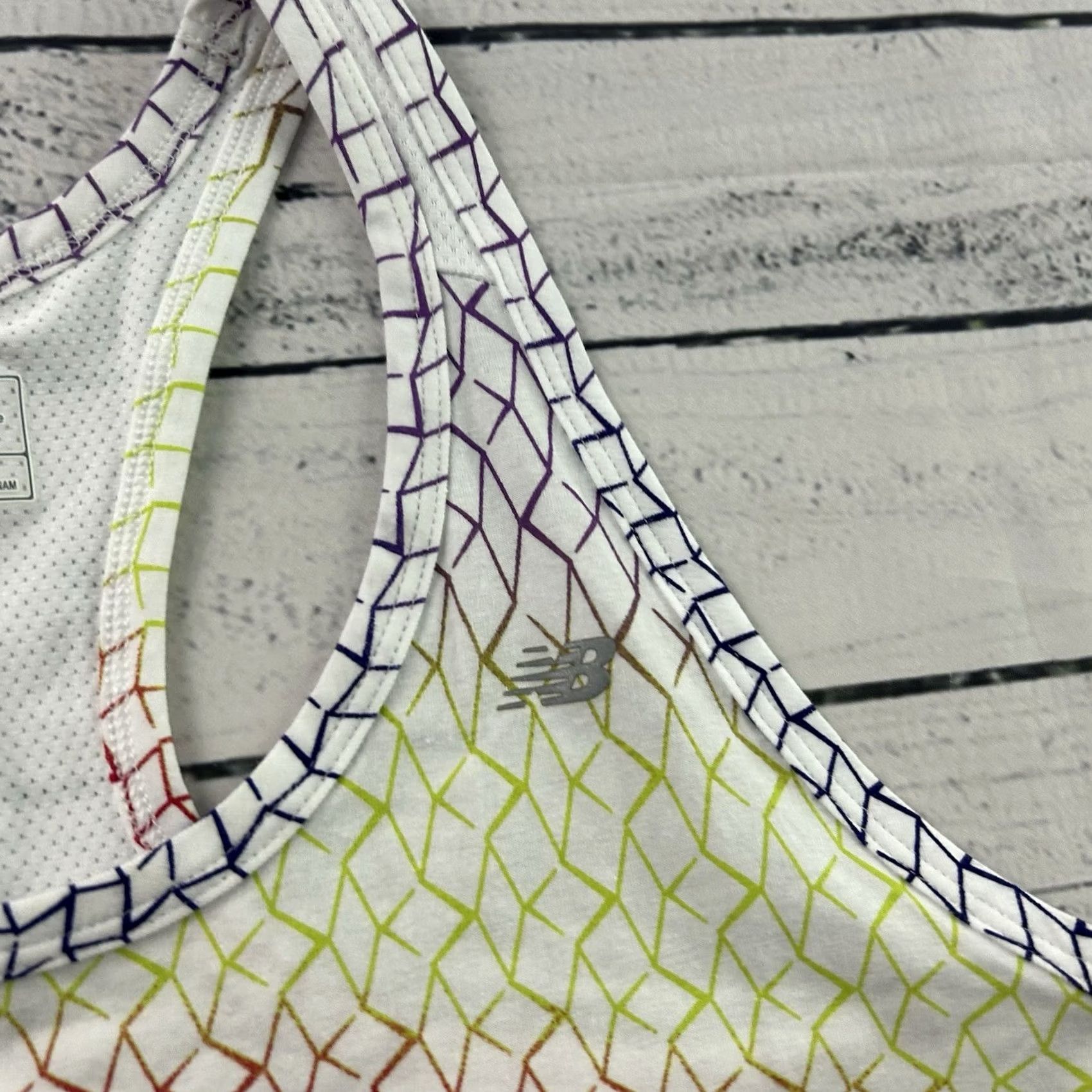 New Balance New Balance Multicolor Geometric Racerback Running Singlet Tank Top Womens M Size M / US 6-8 / IT 42-44 - 3 Thumbnail