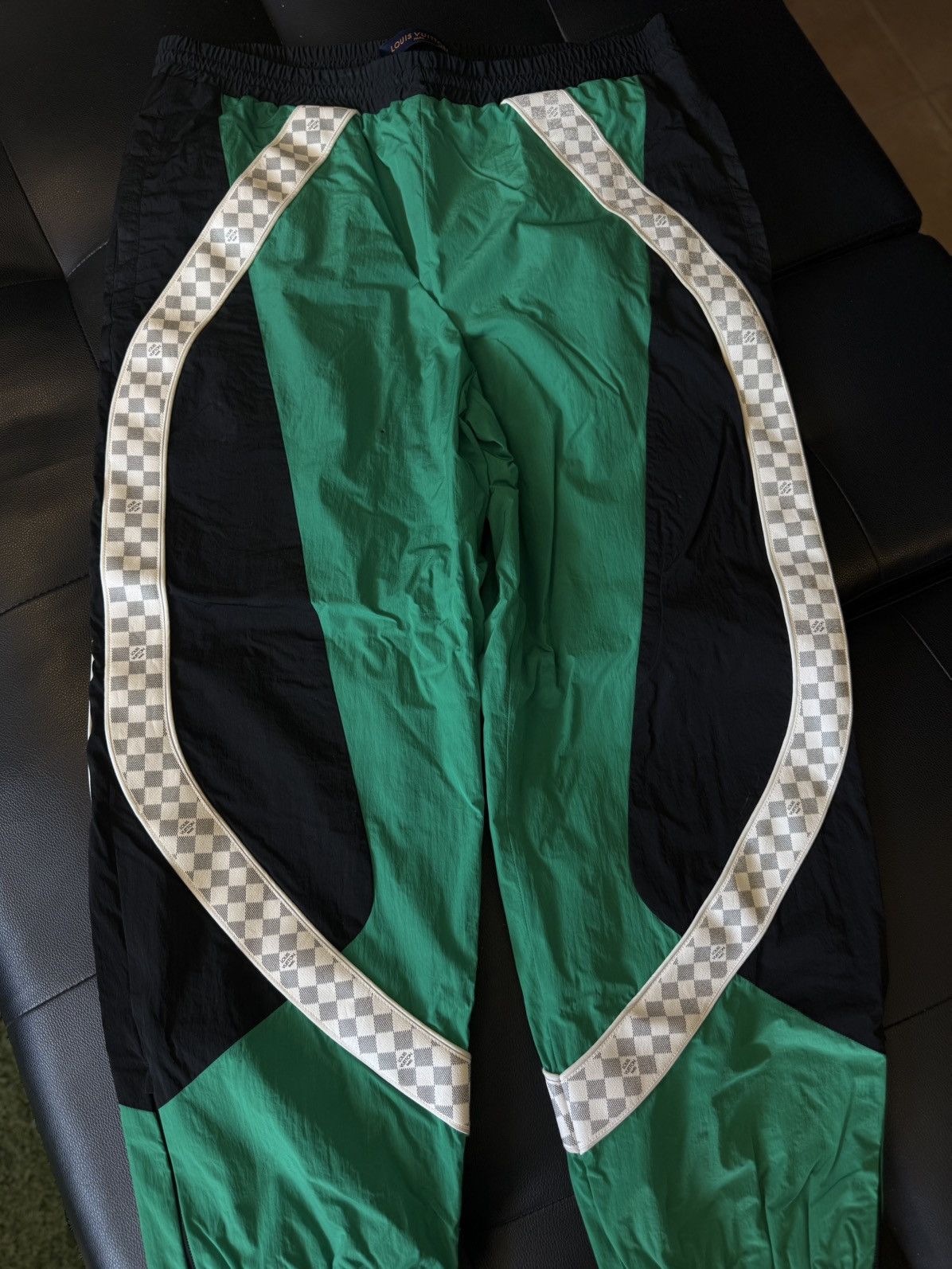 Louis Vuitton Louis Vuitton Green Golf Sweatpants RARE Size 2XL Size US 38 / EU 54 - 6 Thumbnail