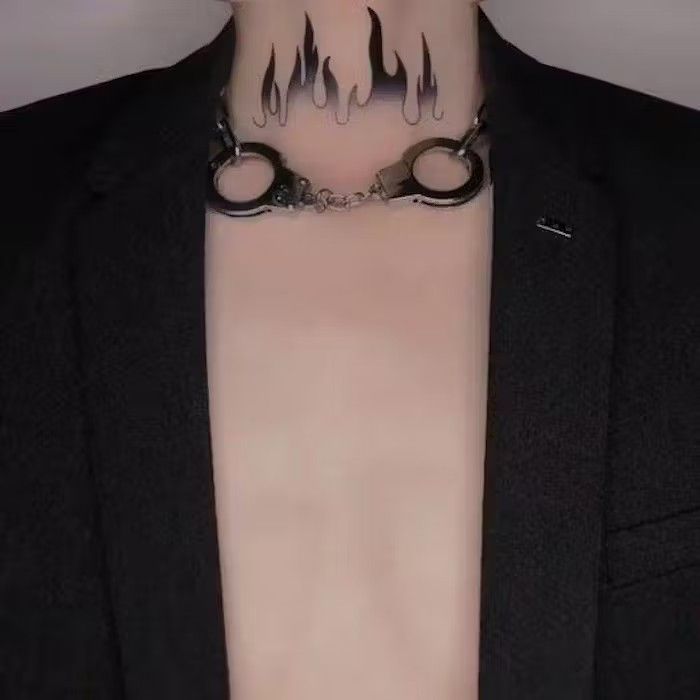 Jewelry × Vintage Handcuff chain punk goth gothic necklace streetwear choker Size ONE SIZE - 2 Thumbnail