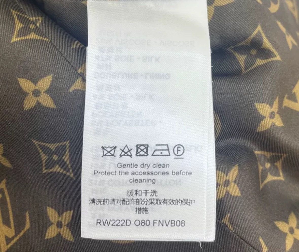 Louis Vuitton Louis Vuitton White small fragrant woven cloth logo suit Size US S / EU 44-46 / 1 - 7 Thumbnail