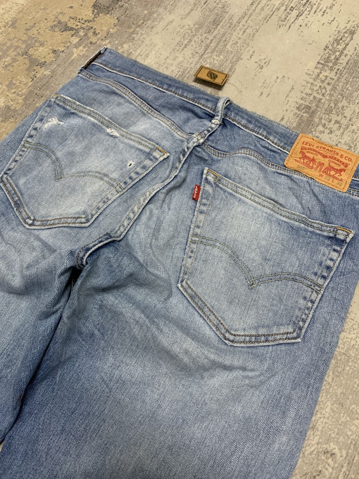 Levi's VTG Y2K Levi’s 505 Straight Leg Denim Jeans Distressed Faded Size US 33 - 9 Thumbnail
