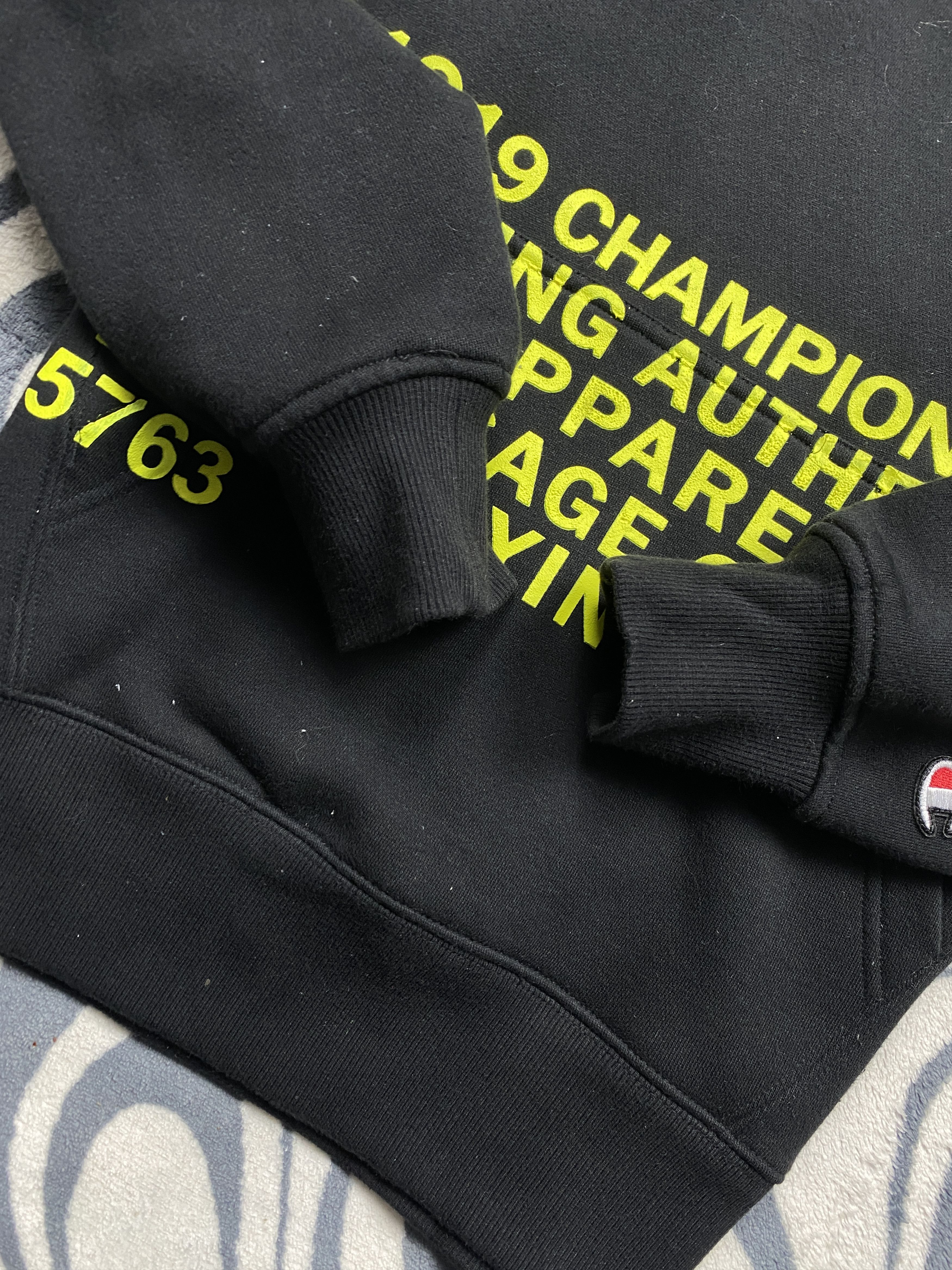 Champion Champion Vintage Mens Hoodie Size US S / EU 44-46 / 1 - 3 Thumbnail