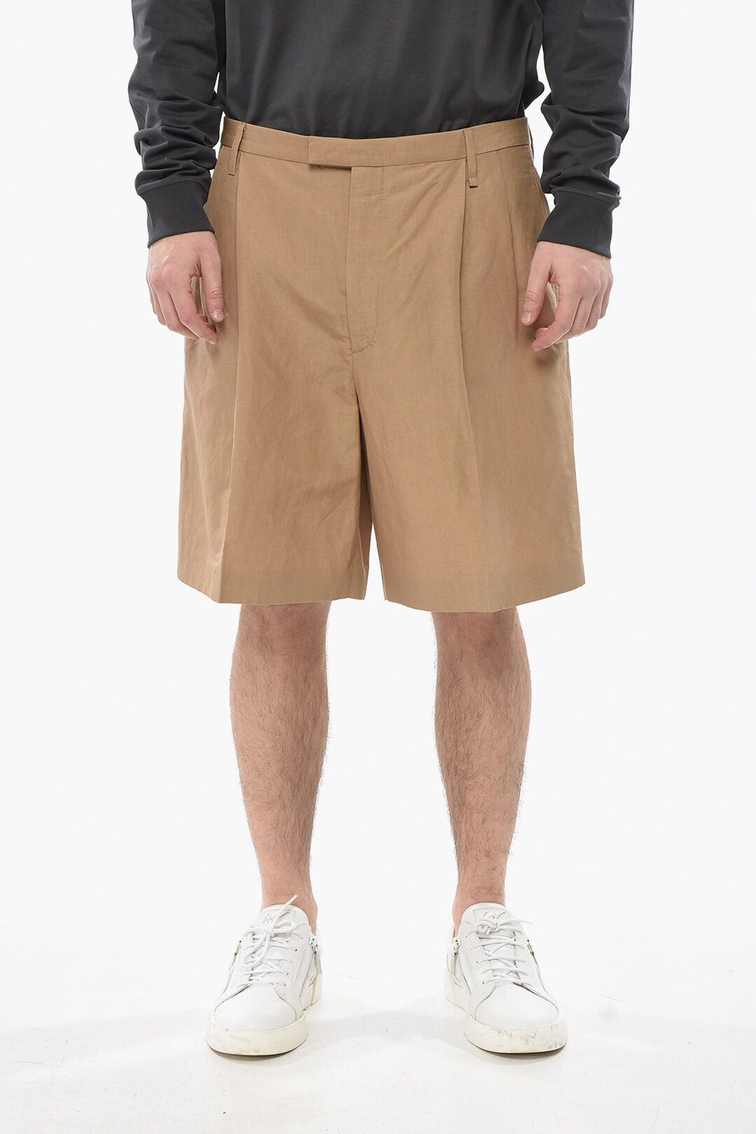 Givenchy Linen-and-Silk Chino Shorts with Double Pleats Size US 31 - 1 Thumbnail