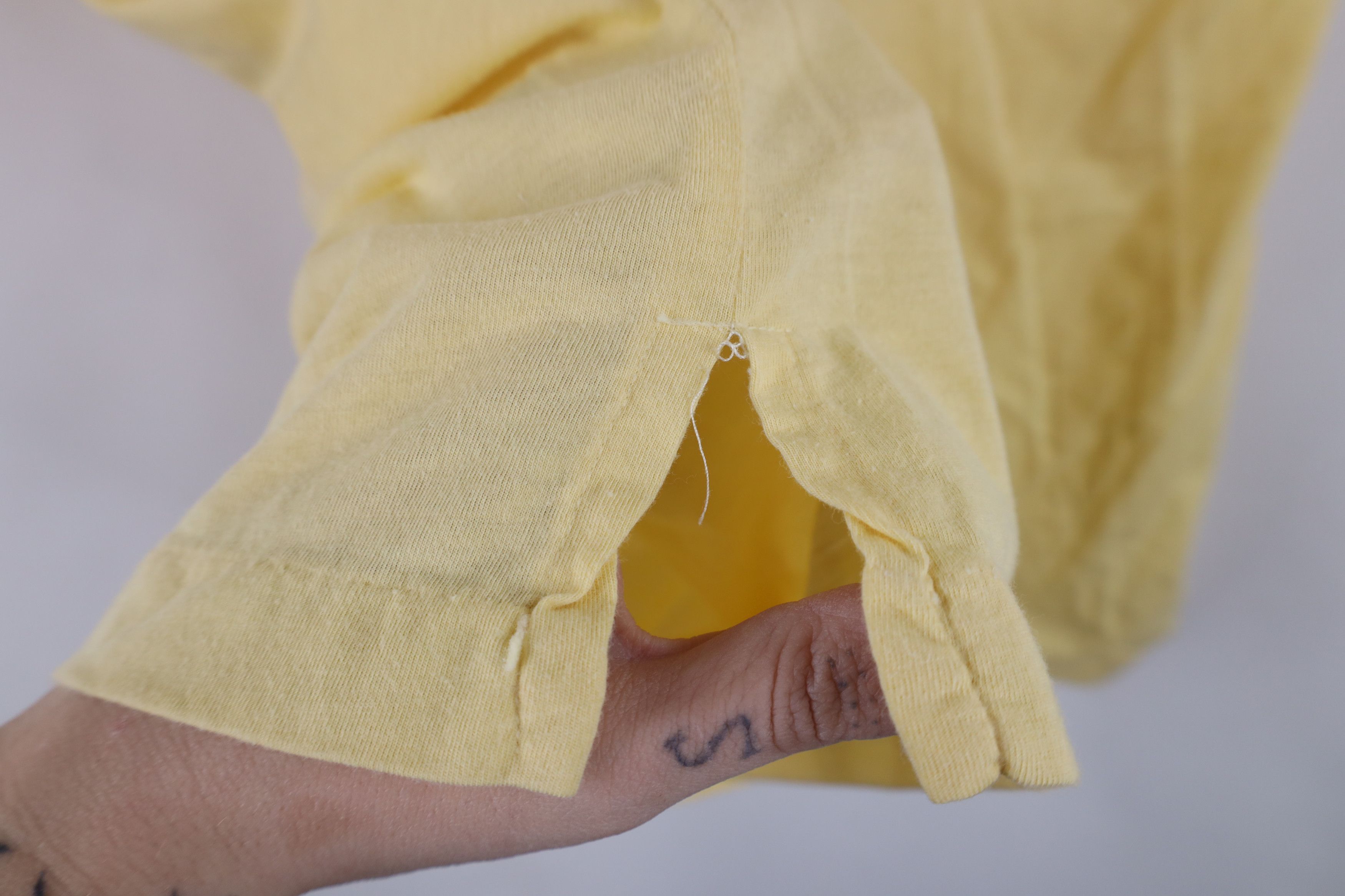 Vintage Vintage 70s Streetwear Blank Knit Collared Polo Shirt Yellow Size US L / EU 52-54 / 3 - 9 Thumbnail