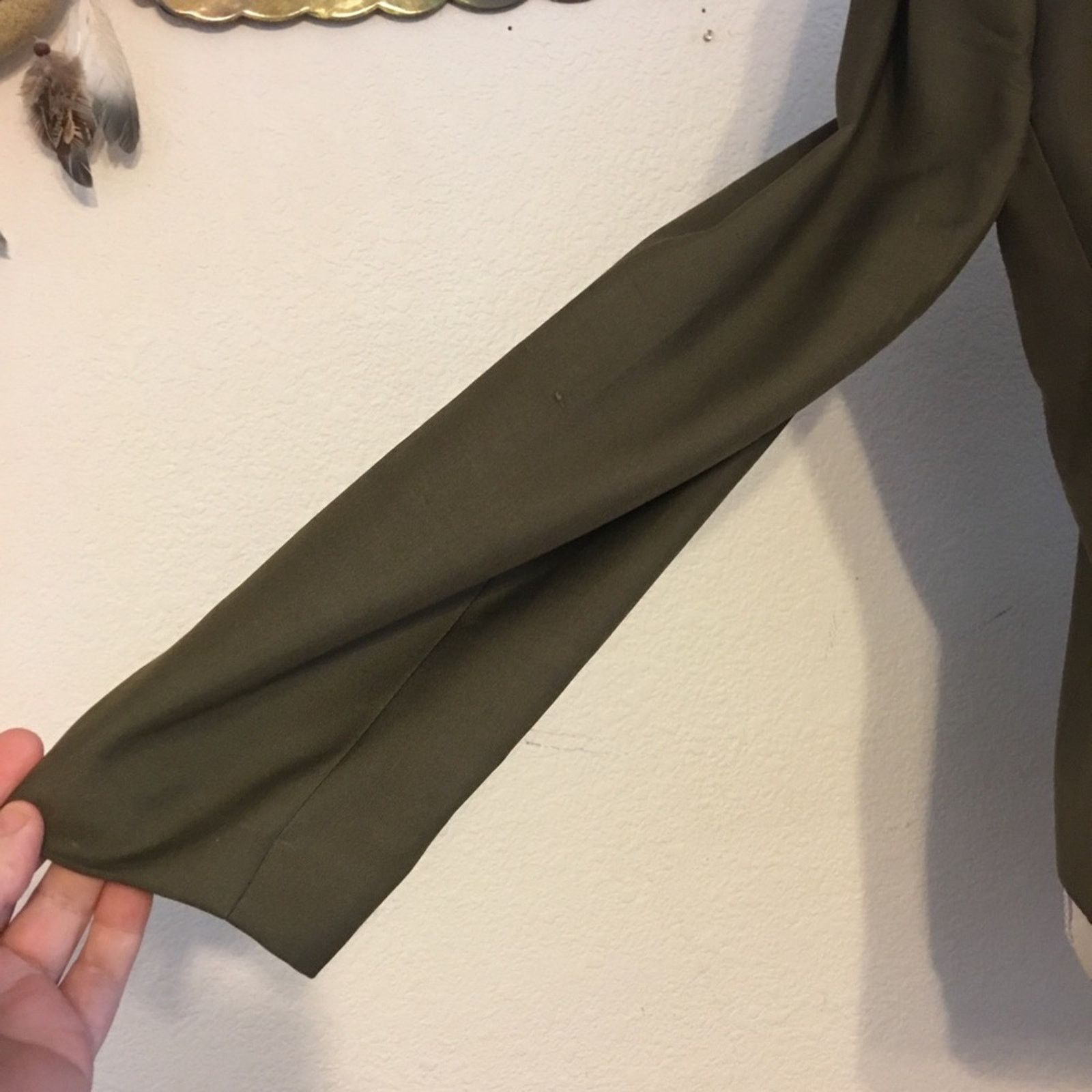 Ann Taylor Ann Taylor khaki green silk button jacket 10P Size L / US 10 / IT 46 - 3 Thumbnail