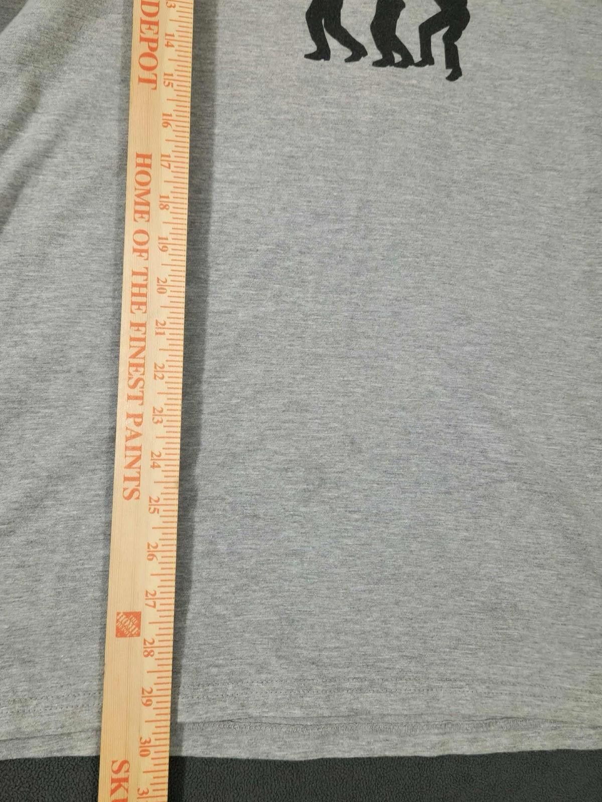 Warner Bros Shameless Warner Bros Studio Tour Graphic Tee Gray Size L #4 Size US L / EU 52-54 / 3 - 4 Thumbnail