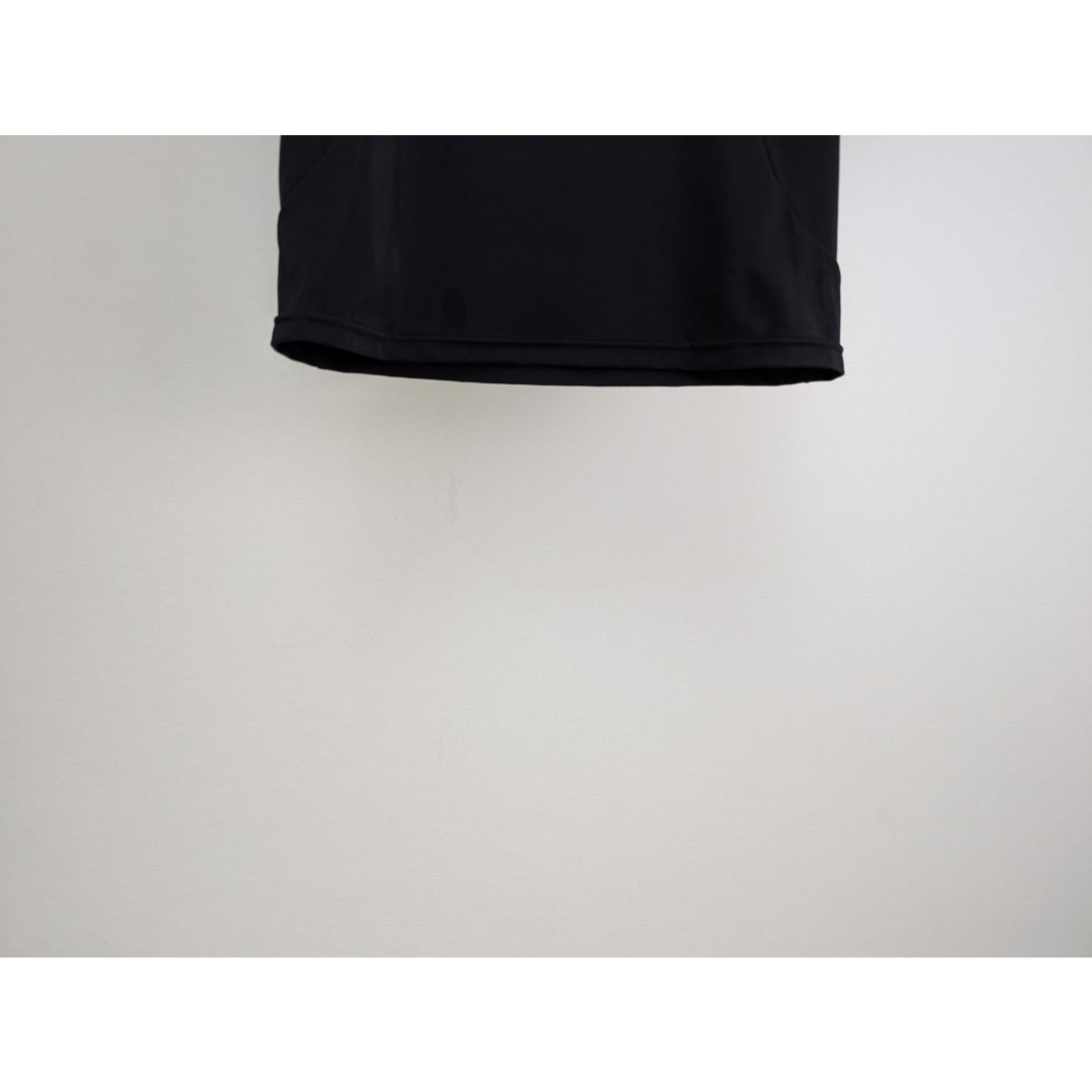 Balenciaga o1rshd1 Top Short Sleeve Fitted Top T-Shirt in Black Size US L / EU 52-54 / 3 - 4 Thumbnail