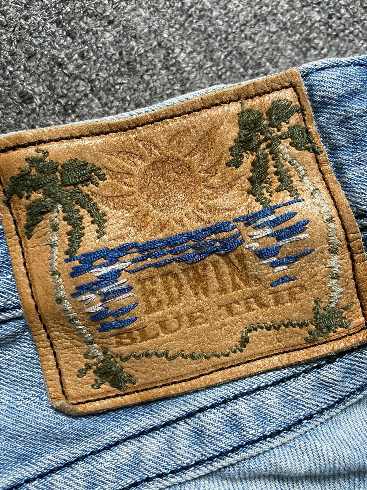 Edwin Edwin Blue Trip Distressed Denim Ripped Jeans (152) Size US 32 / EU 48 - 4 Thumbnail