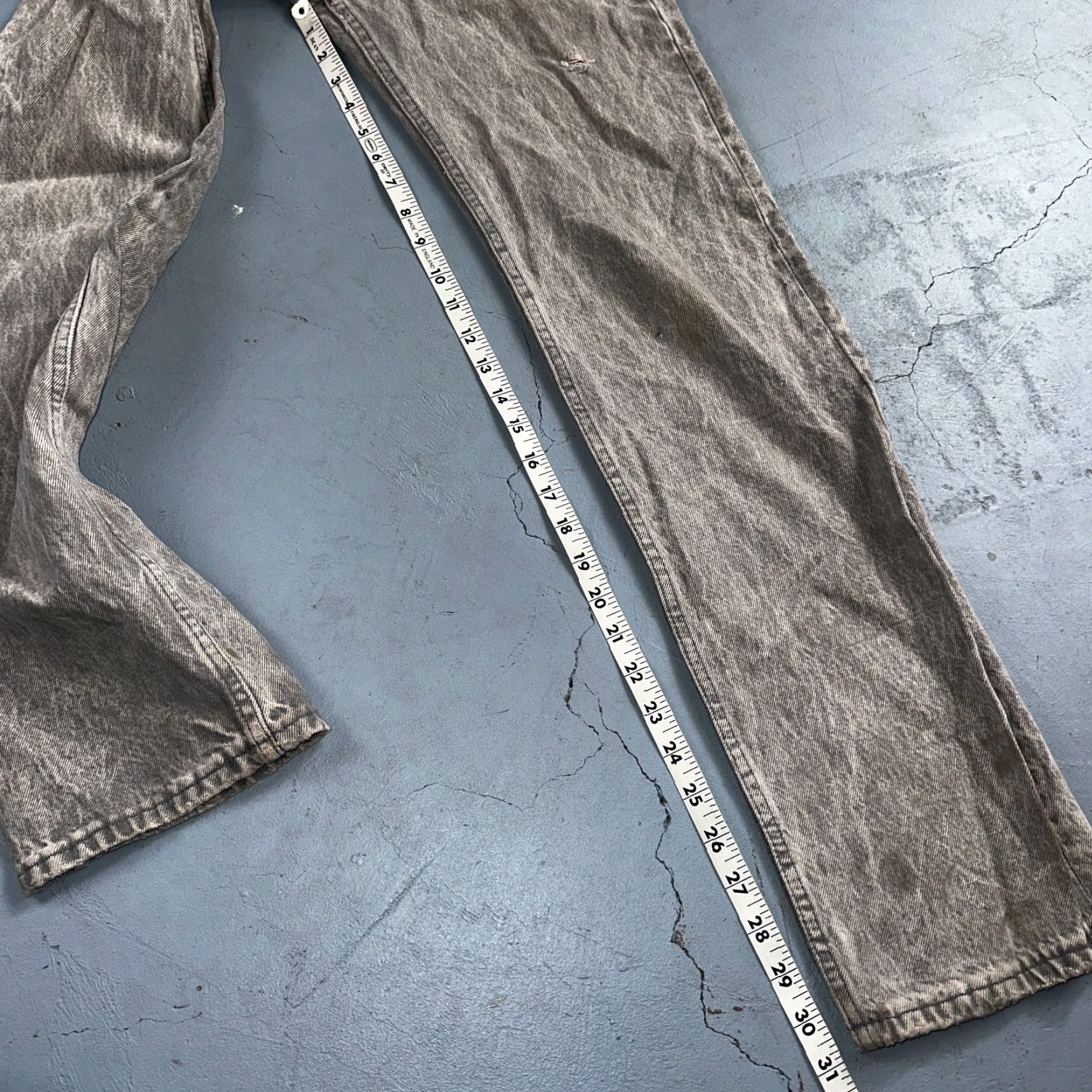 Levi's VINTAGE Levi's 501 Jeans 80s USA Gray Acid Wash Straight Leg 27x32 501 Series Mens denim Cotton Regular Jeans Size US 27 - 5 Thumbnail