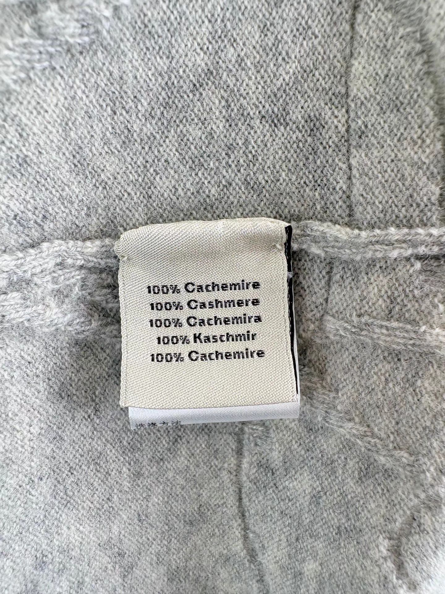 Hermes HERMES Grey Cashmere Knit Sweater K1 Size US XXL / EU 58 / 5 - 4 Thumbnail