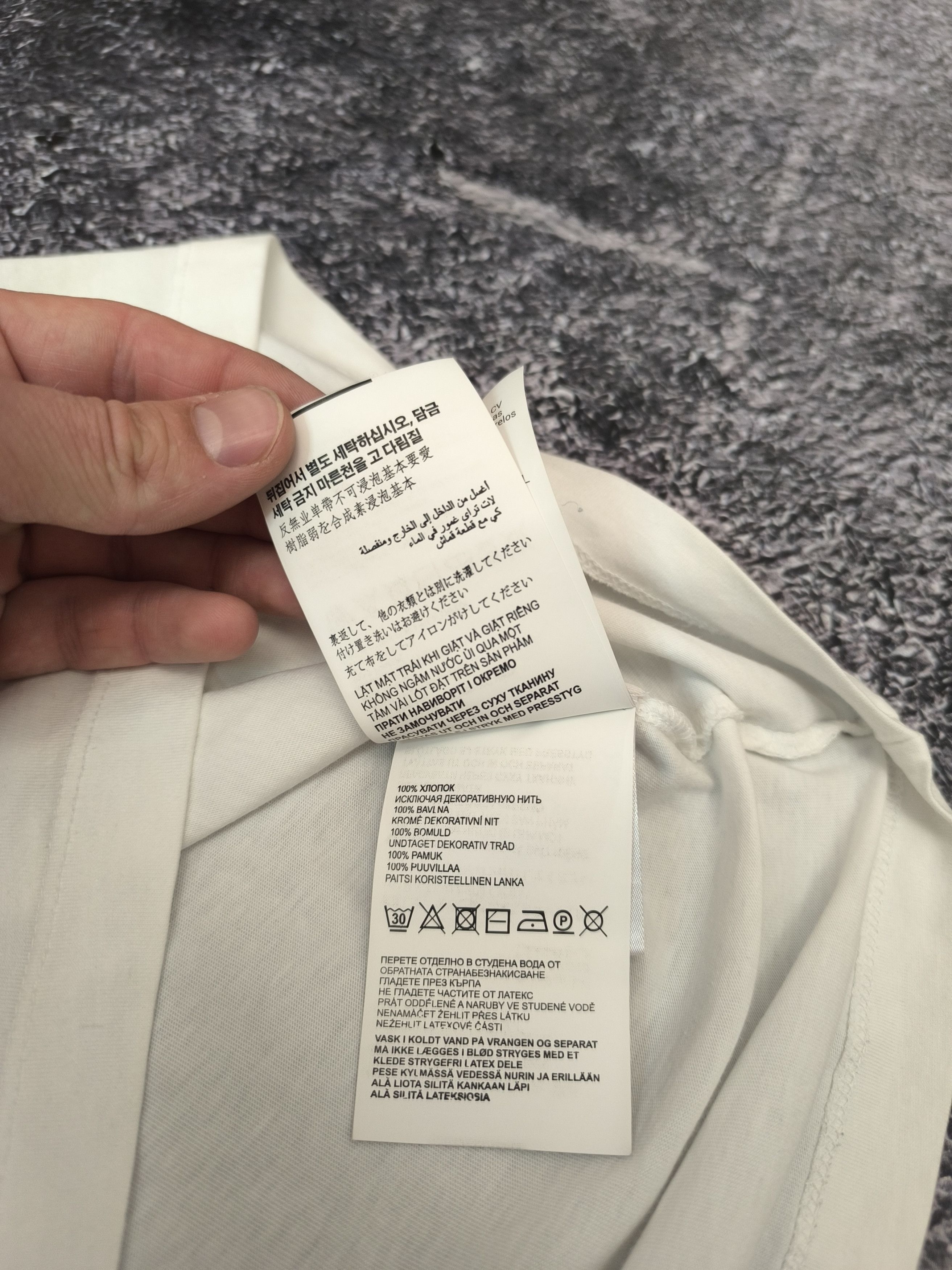Prada T-shirt Prada Size US L / EU 52-54 / 3 - 9 Thumbnail