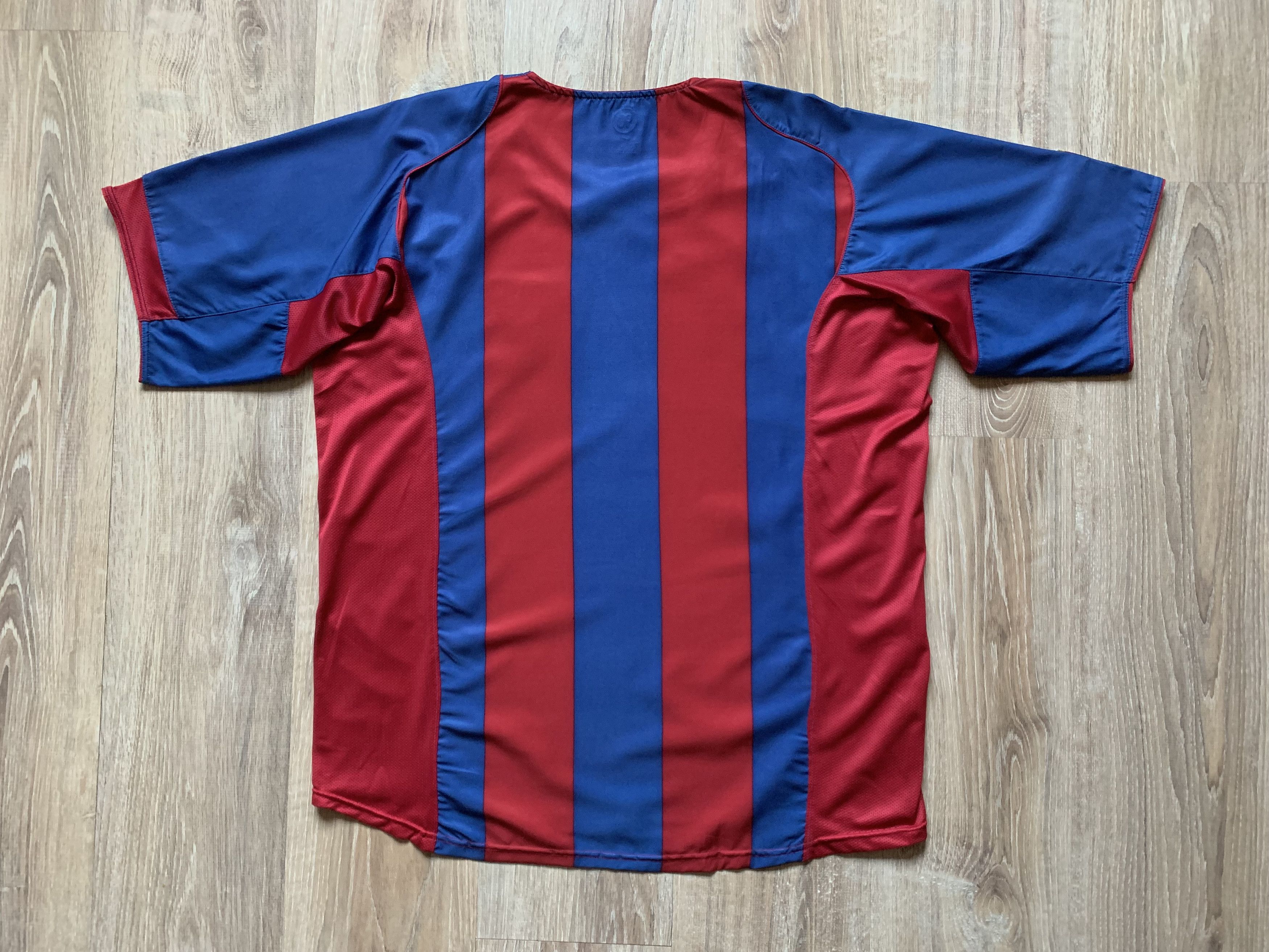 Nike Vintage Nike Barcelona Home Football Shirt 2004-2005 Size US XL / EU 56 / 4 - 2 Thumbnail