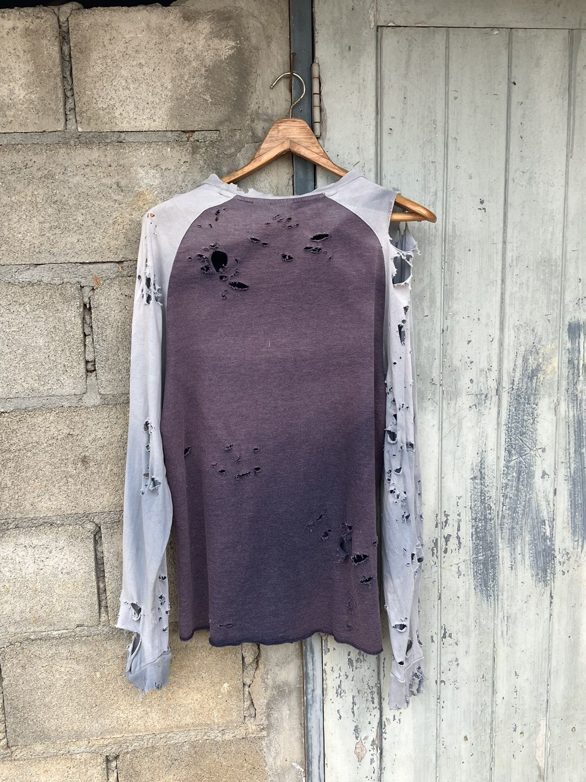 Designer × Fadeless It faded because I broke it. Size US S / EU 44-46 / 1 - 8 Thumbnail