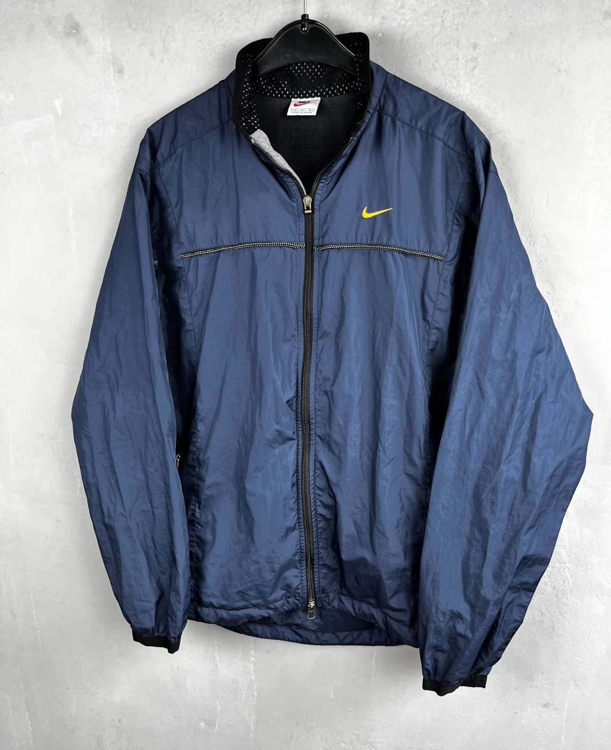 Nike Nike vintage jacket size m Size US M / EU 48-50 / 2 - 1 Thumbnail