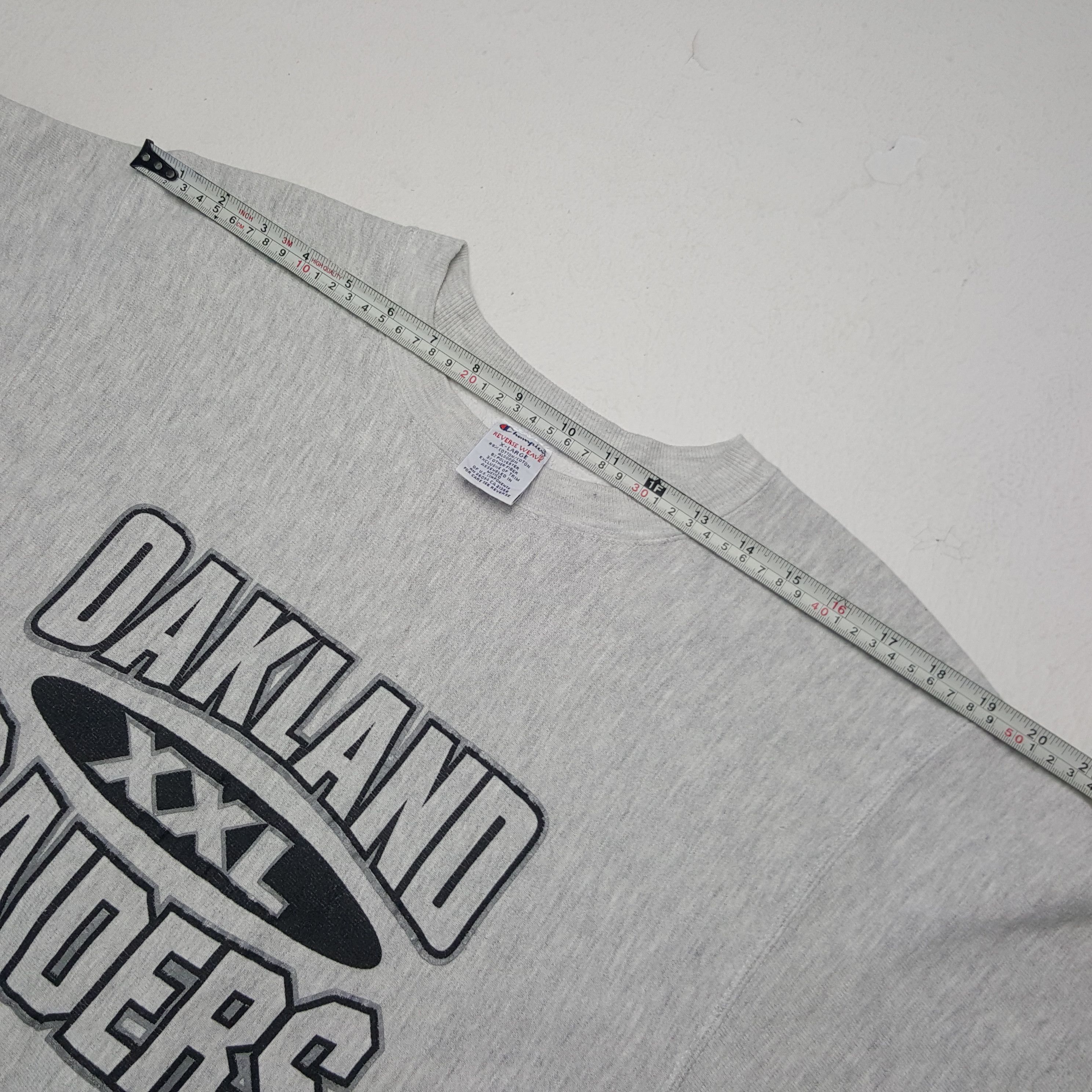 Champion × NFL × Vintage Vintage Oakland XXL Raiders American NFL Champion Sweatshirt Size US L / EU 52-54 / 3 - 5 Thumbnail