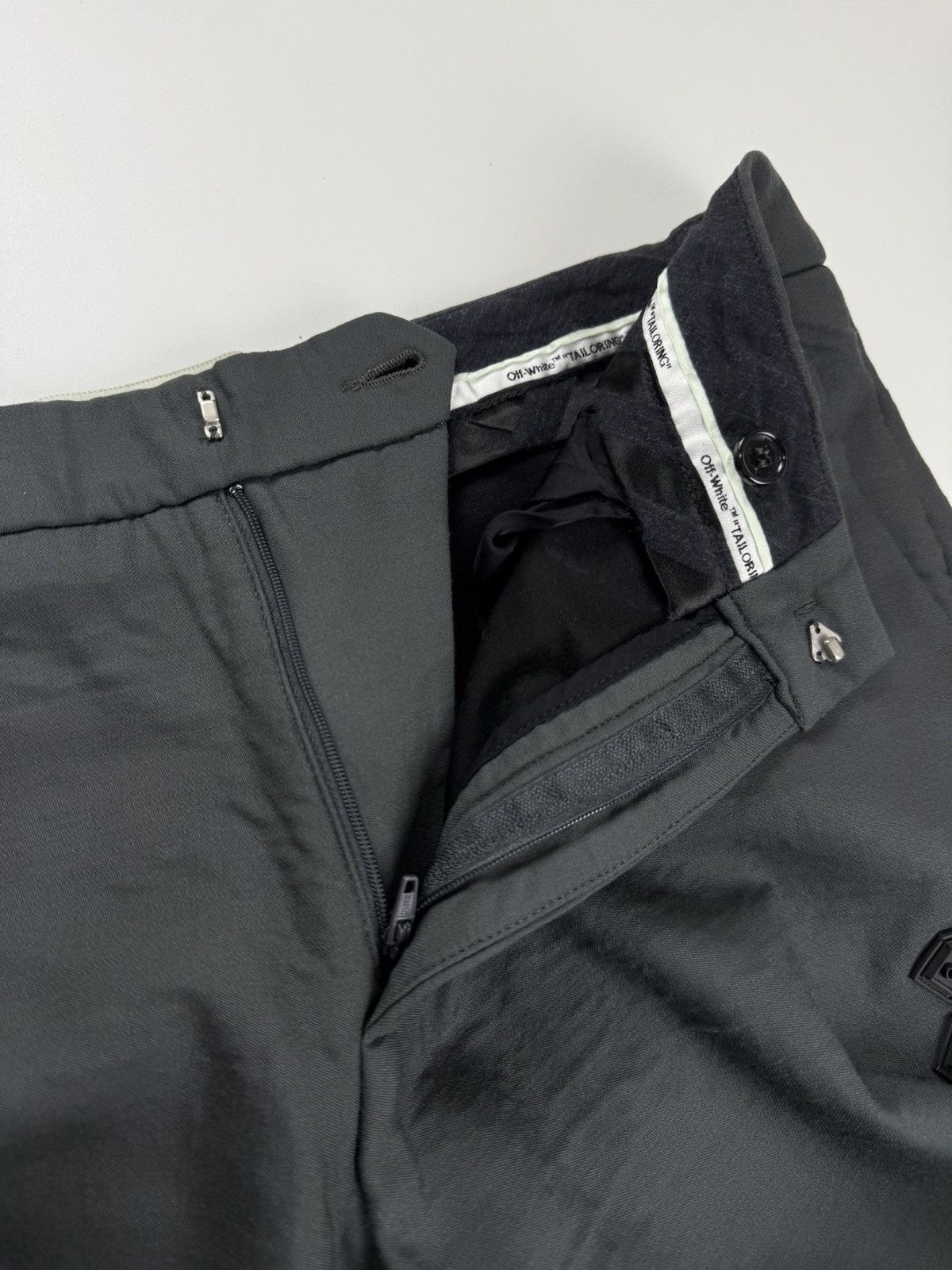 Off-White Off White Straight Leg Wool Tailored Pants Size US 32 / EU 48 - 10 Thumbnail