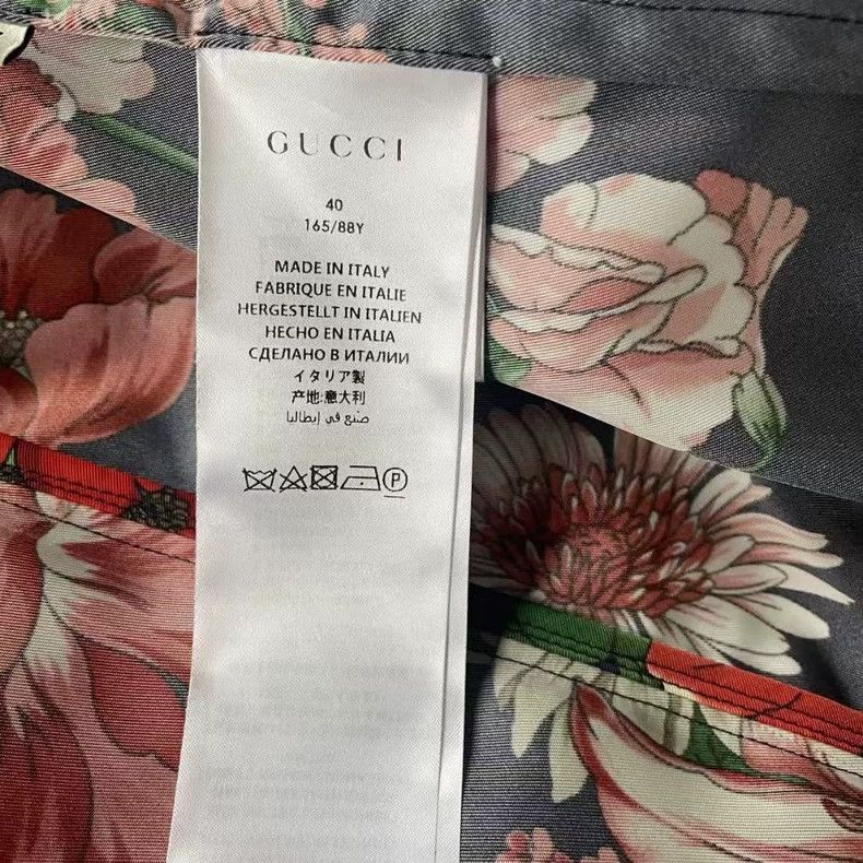 Gucci Gucci Piglet flower windbreaker 2502-Nextarrow Size US XXS / EU 40 - 4 Thumbnail