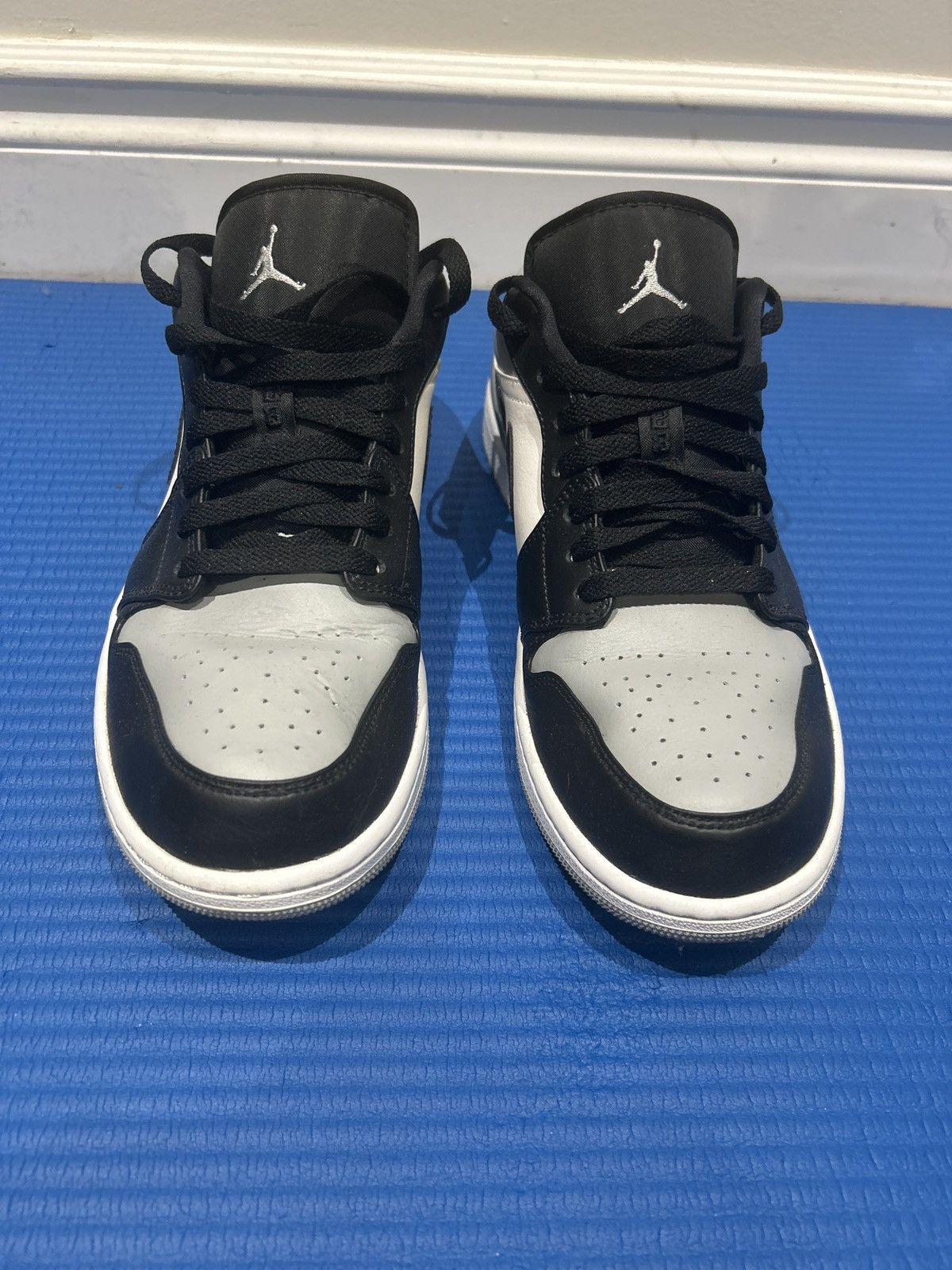 Nike Air Jordan 1 Low Shadow Toe Size US 10.5 / EU 43-44 - 3 Thumbnail