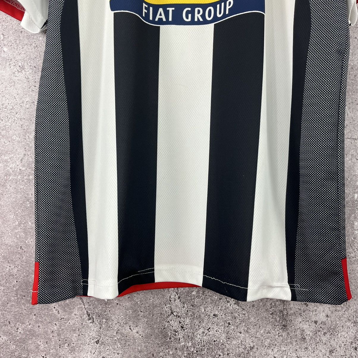 Vintage Juventus Official Merchandise Jersey # 10 Del Piero Size M Size US M / EU 48-50 / 2 - 7 Thumbnail