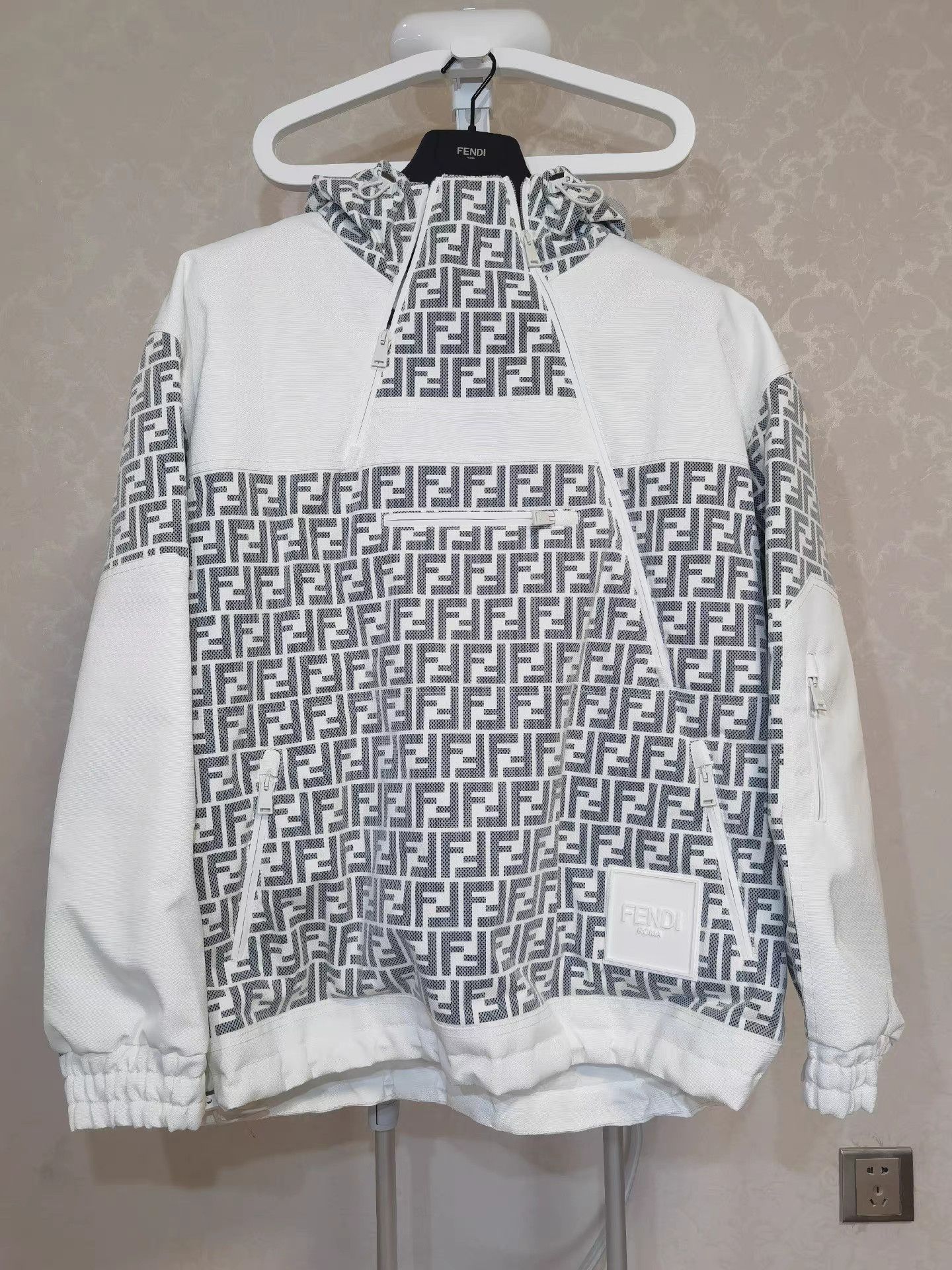 Fendi FENDI Ski Jacket K17 Size US M / EU 48-50 / 2 - 1 Thumbnail