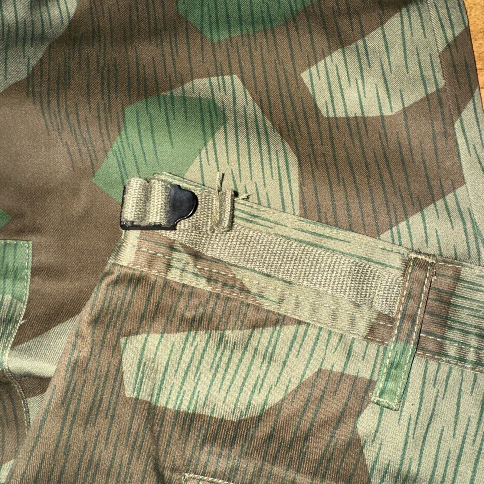 Vintage Wehrwolf Clothing Men’s Camo Cargo Military Pants XL 40x33 Size US 40 / EU 56 - 8 Thumbnail