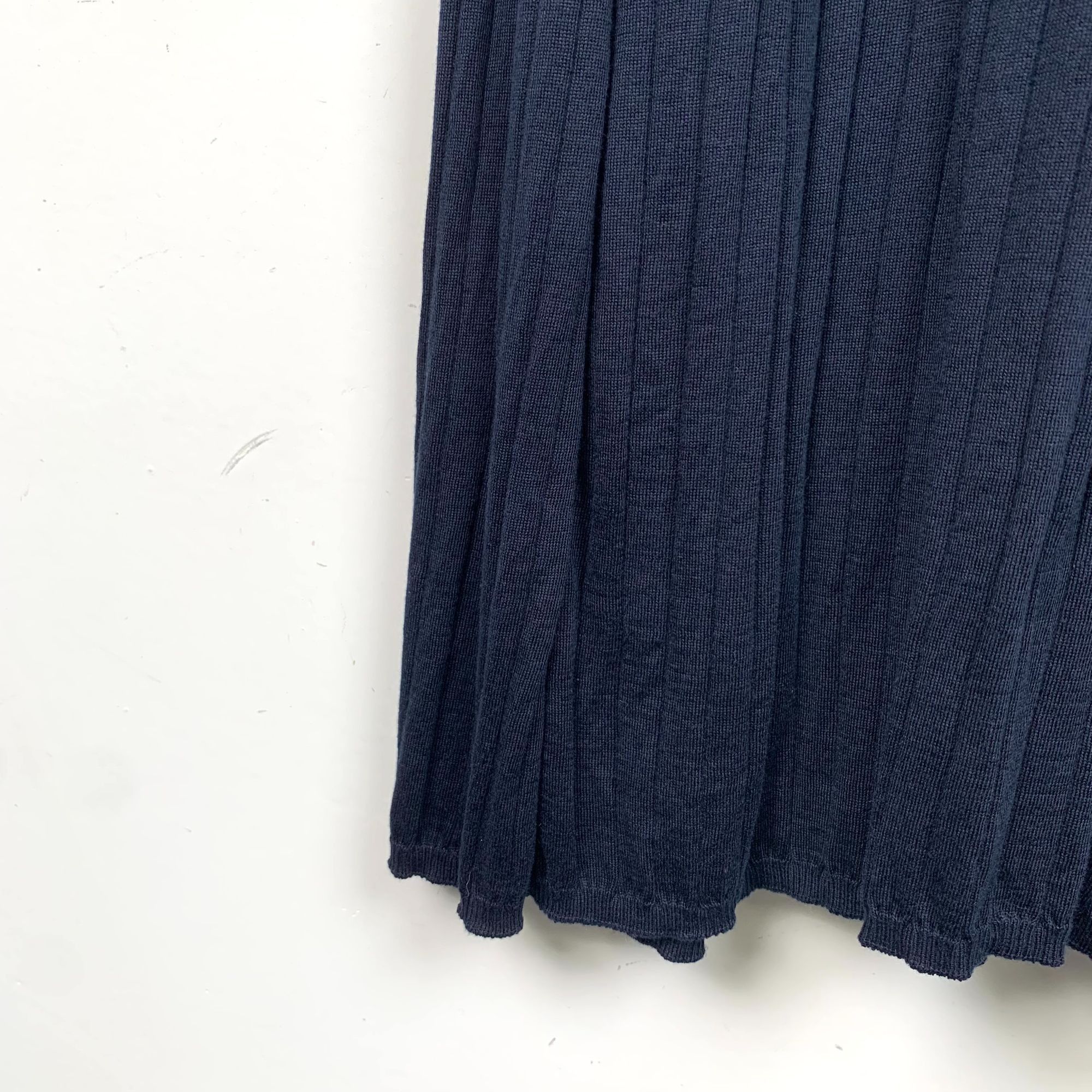 Loro Piana Loro Piana Navy Ribbed Knit Midi Dress With Short Sleeves Size S / US 4 / IT 40 - 5 Thumbnail