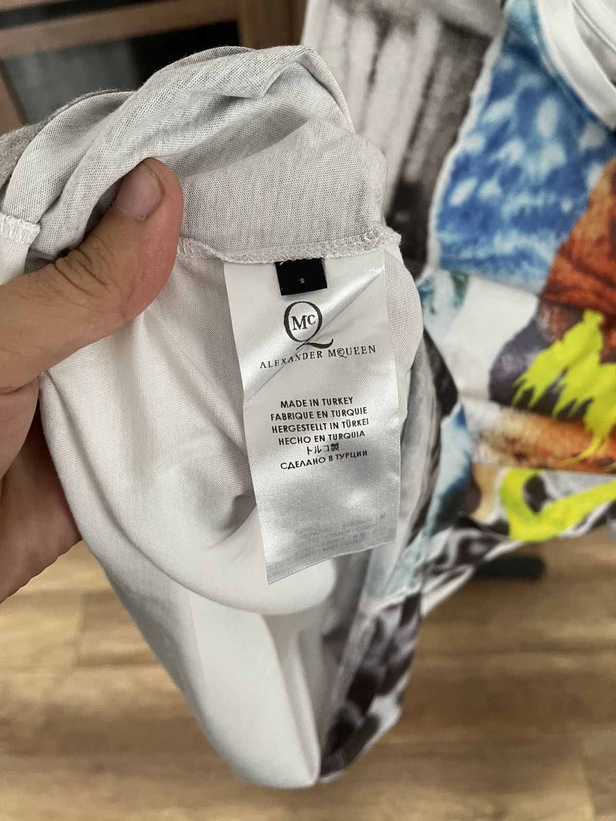 Alexander McQueen Alexander McQueen T-Shirt Tee Multicolor Size US S / EU 44-46 / 1 - 8 Thumbnail